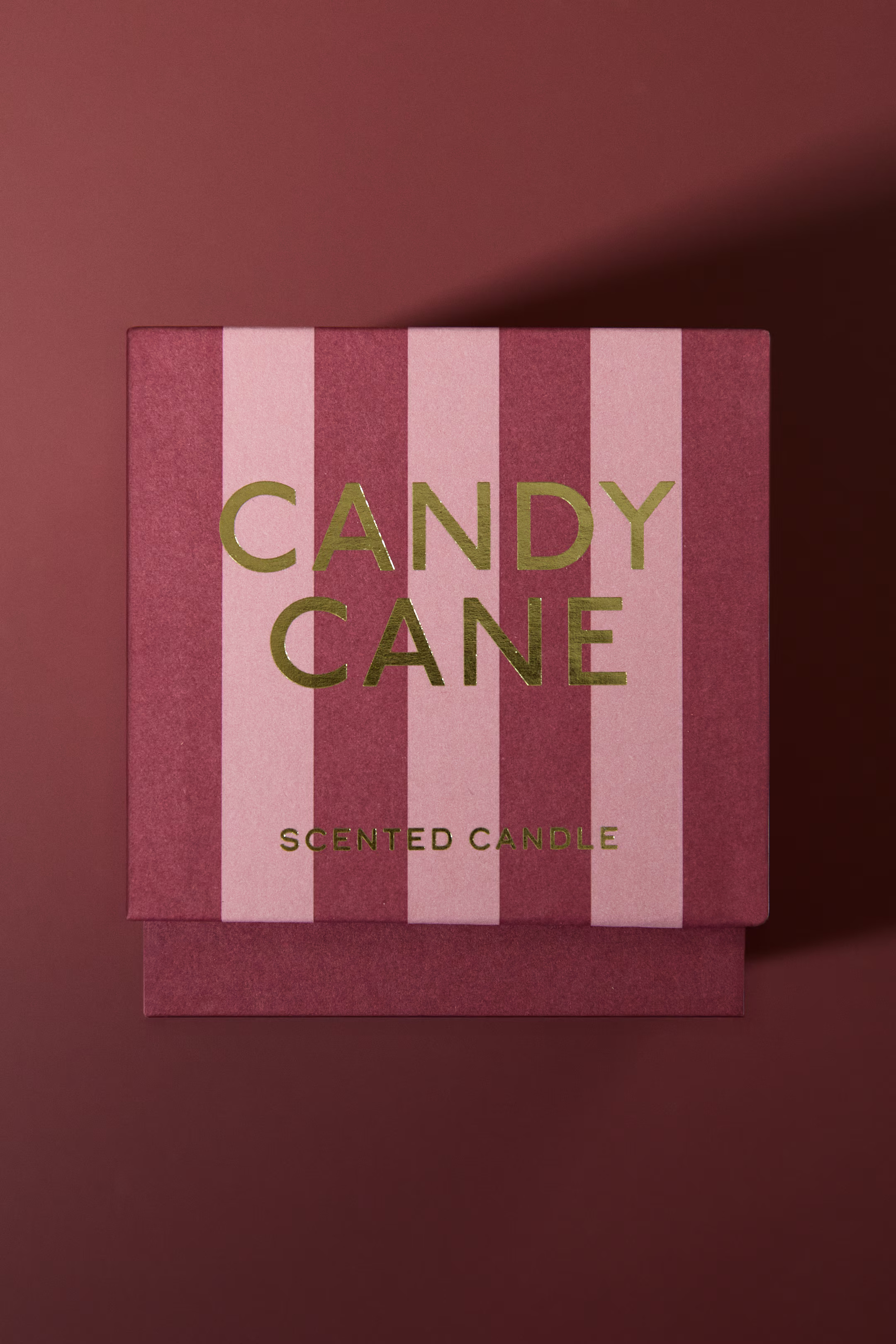 Scented candle in glass holder | H&M (UK, MY, IN, SG, PH, TW, HK)