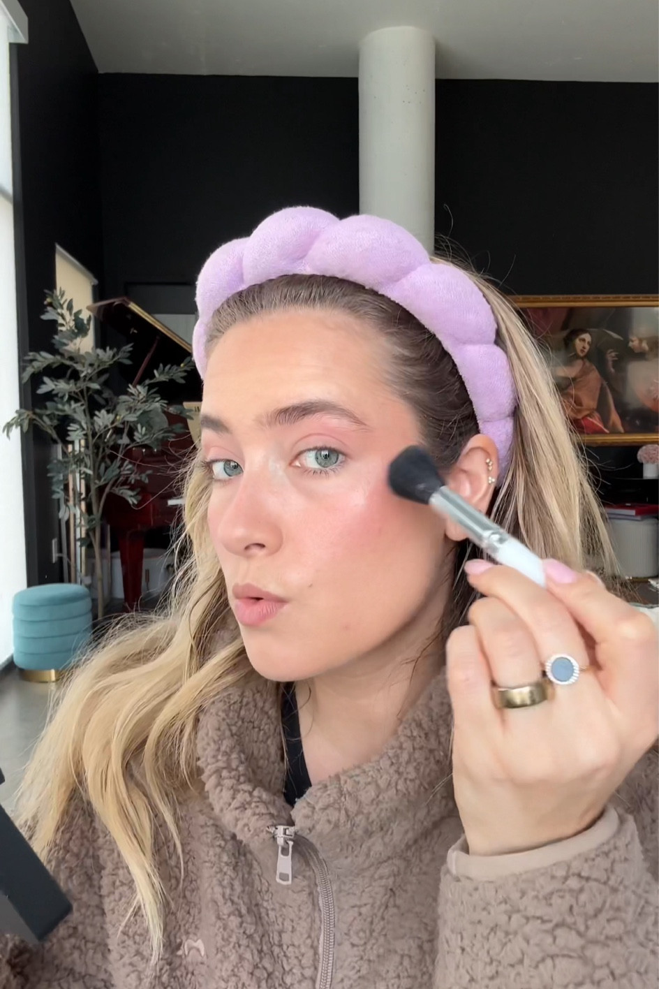 Using shade chill in jelly tints, biscuit in bronzer stick, dark brown in eyeliner, fuchsia flex in lipgloss, pink saturation in smashbox and 1-2.5 in L’Oreal tinted Serum 