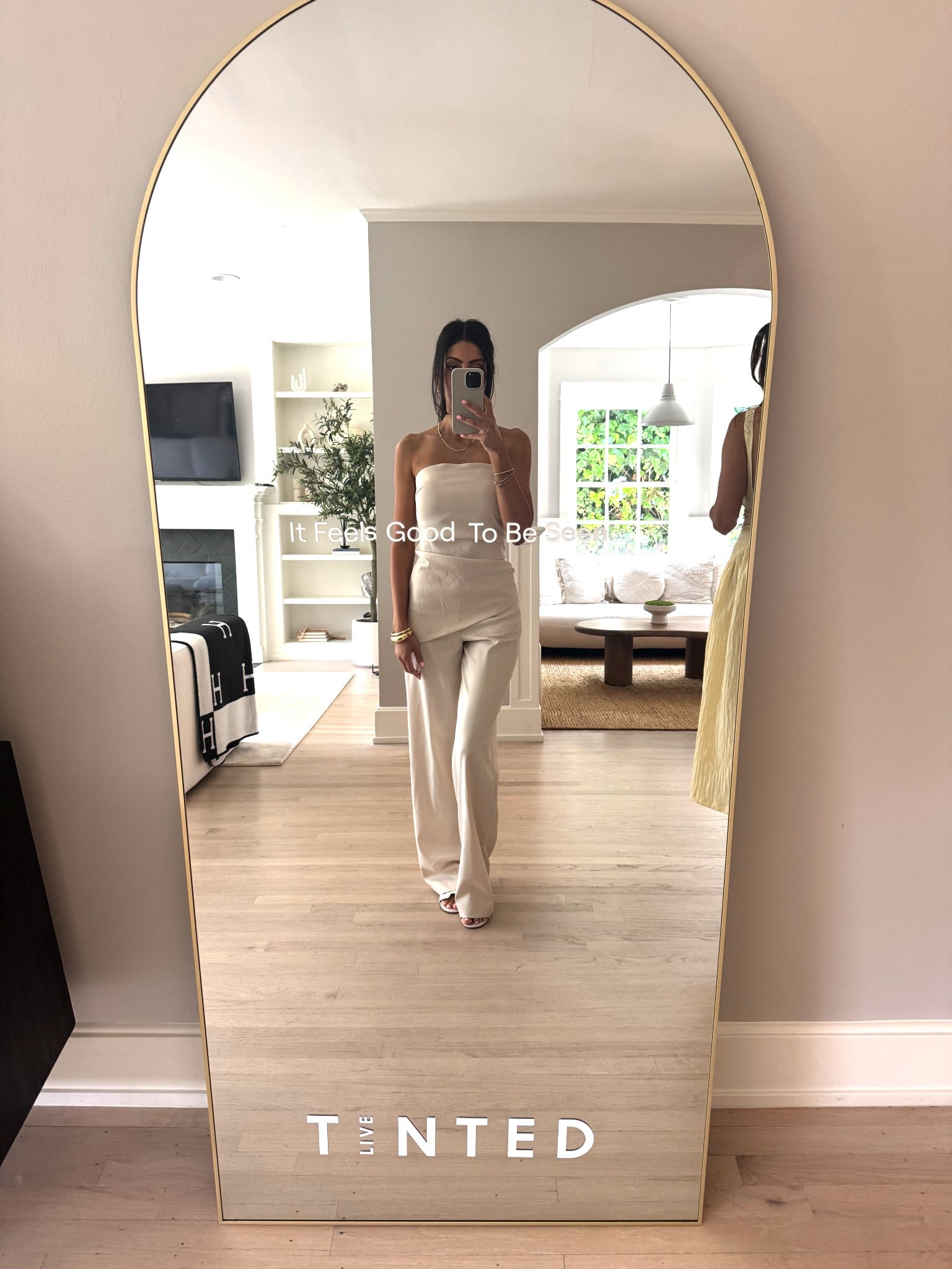 Cutest summer set 🤍

#LTKWorkwear #LTKFindsUnder50 #LTKStyleTip