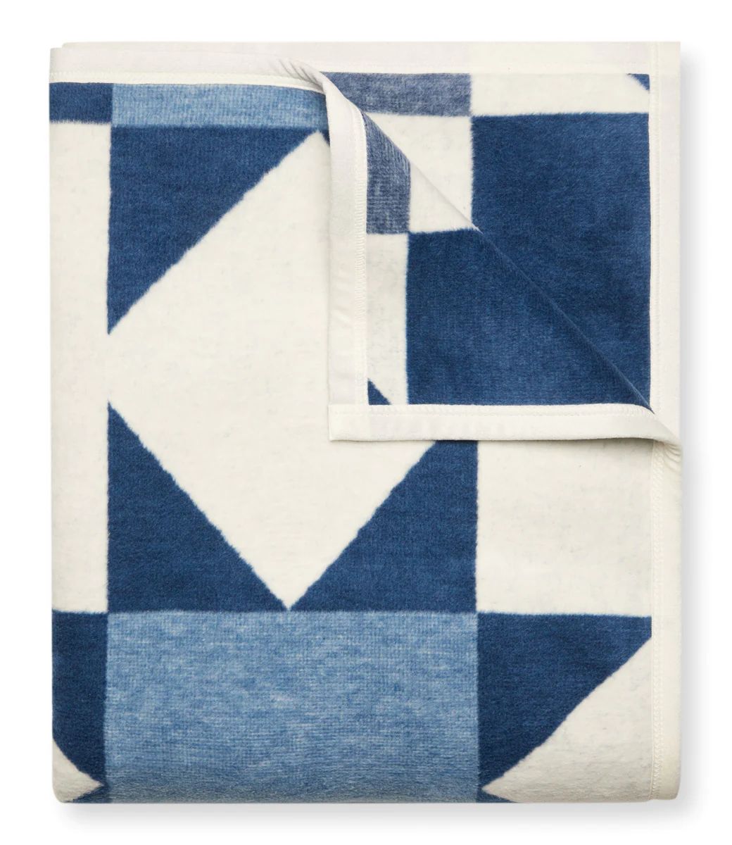 Blue Quilt Blanket | ChappyWrap