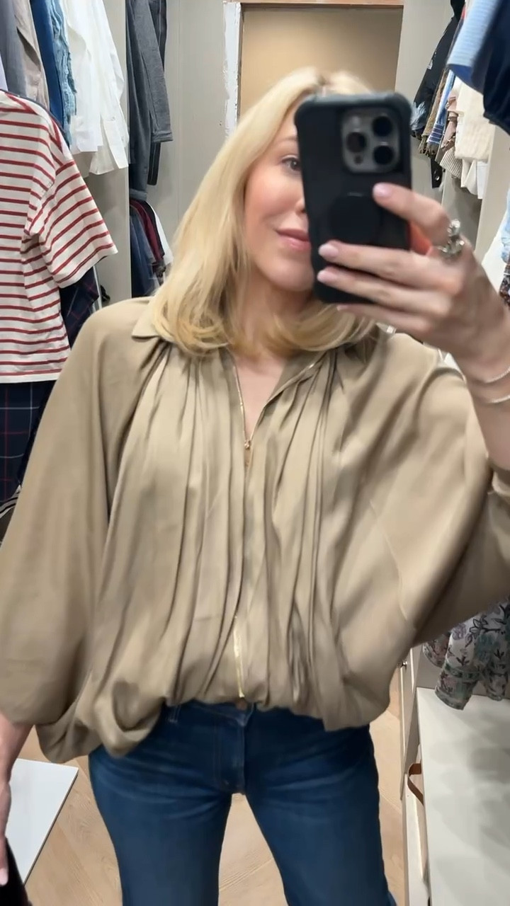 Chloe vibes top but make it Amazon 
Mother jeans 
#ltkitbag
#ltkshoecrush

#LTKFindsUnder50 #LTKdayinmylife #LTKvlog