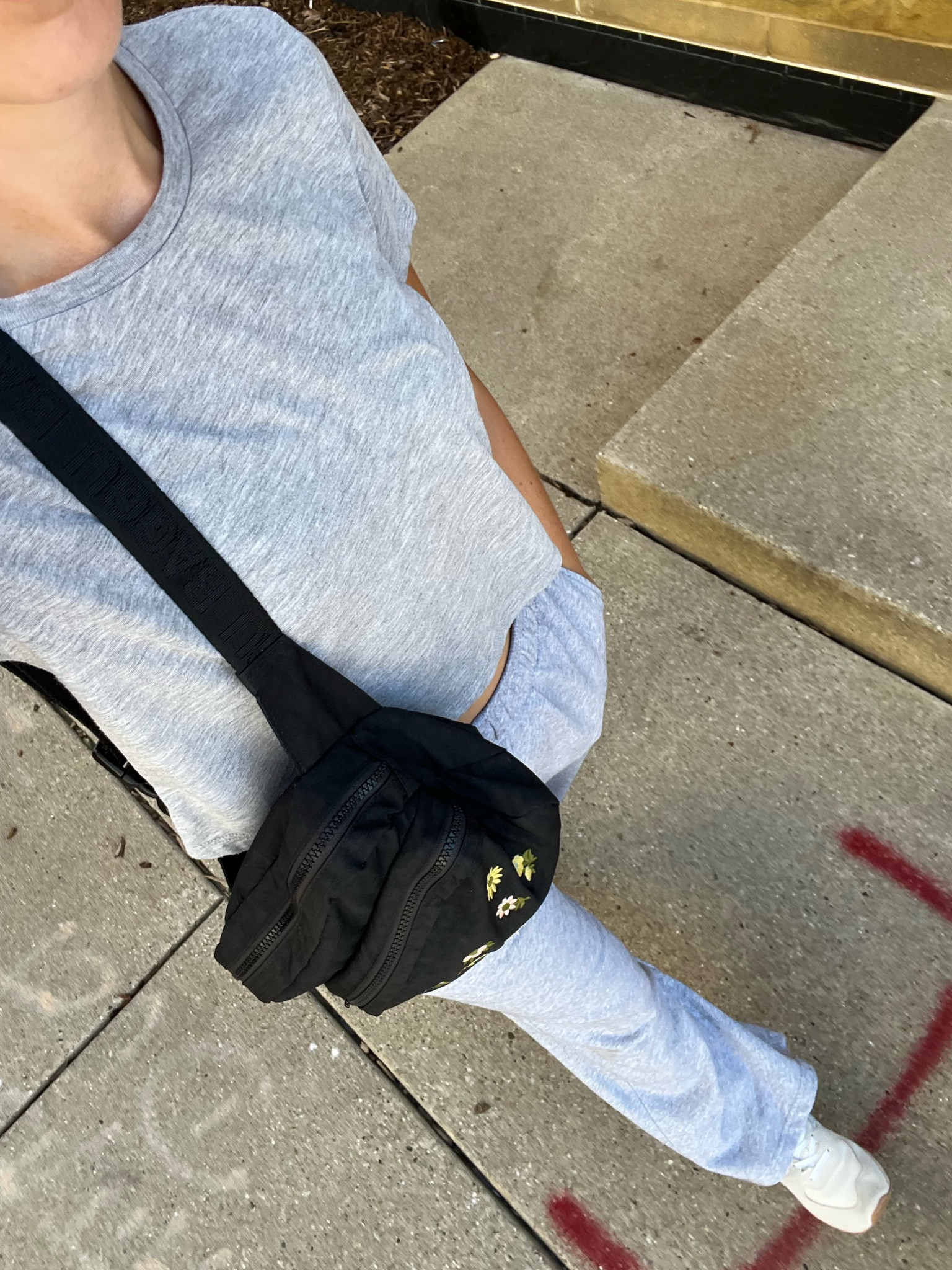 Friday casual OOTD / grey on grey / Fabletics / baggu / new balance 

#LTKBacktoSchool #LTKStyleTip #LTKFindsUnder50