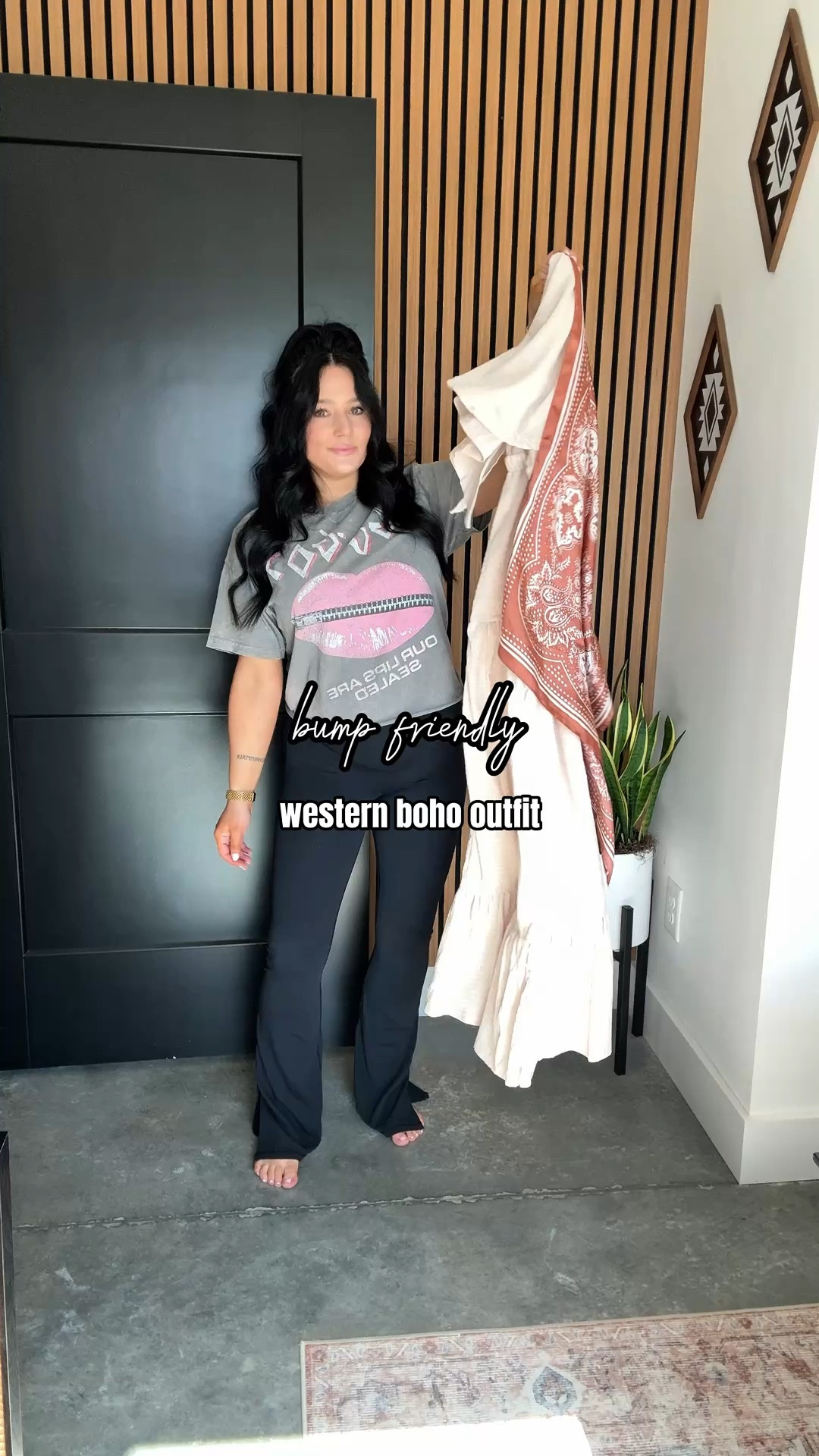 Western Boho Outfit 🤍

Dress - small (salt color option - works well with my 35 week bump)

I may have just found your new favorite dress for spring & summer! I love the boho feel and it can be styled so many ways 👏🏼 Wear it for your next date night, or style it for a fun country concert! (Would even be perfect for your next beach vacation!) Comes in a ton of colors too! Paired it with this satin bandana & my tecovas cowgirl boots.



#LTKBump #LTKSeasonal #LTKootd