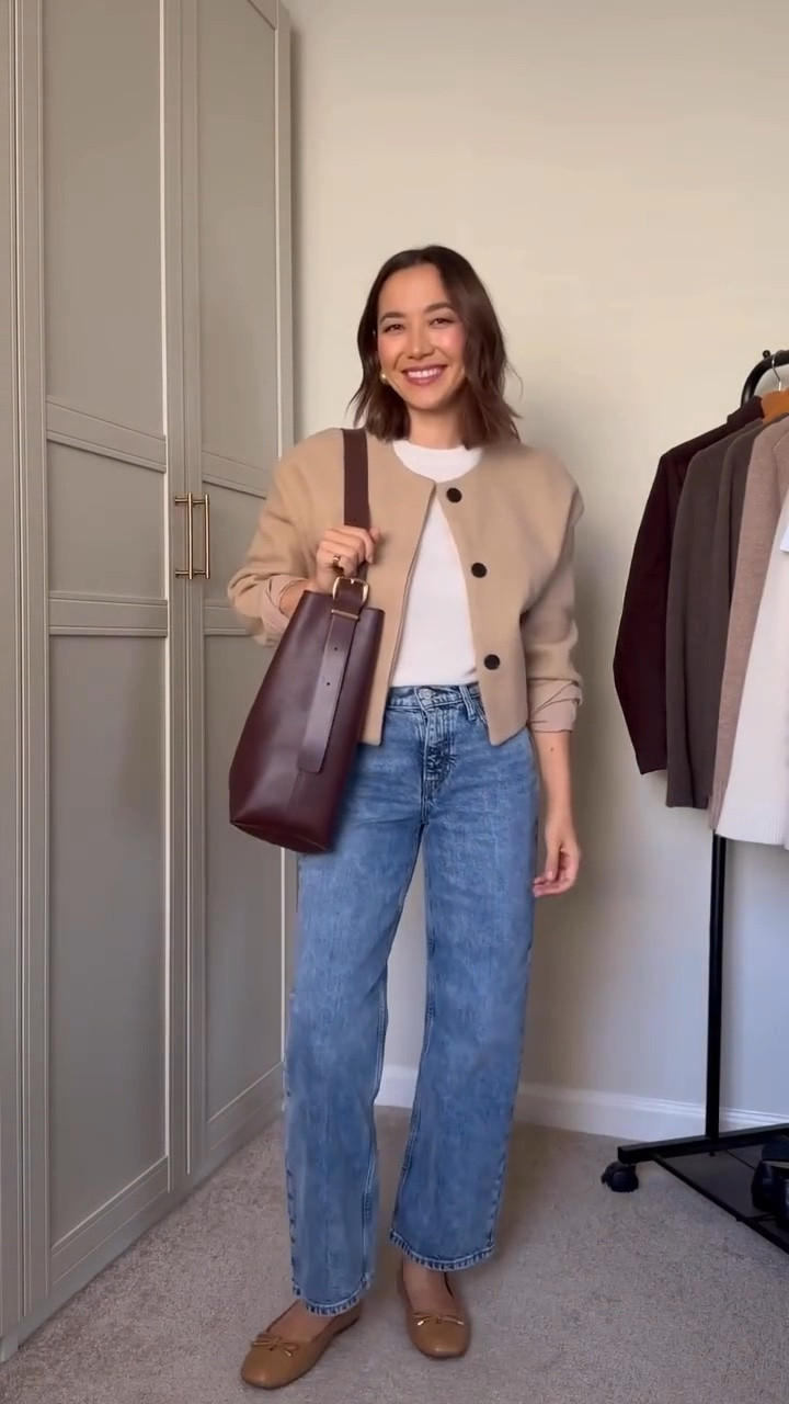 When you find the perfect jean 👌🏼 if you have been struggling to find an effortless & timeless jean style - try these 90s relaxed/loose jeans! These BR ones are like a hybrid between a wide leg/straight leg/barrel jean 

I sized down (they run big and loosen up as you wear them) and wearing the petite inseam for a crop. I am 5’4” 

Fall outfit / fall style

#LTKootd #LTKgrwm #LTKSeasonal