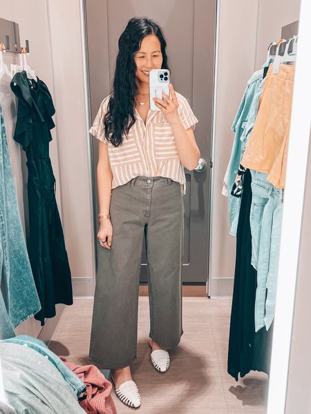 Linen blend short sleeve striped button up, tts for oversized fit, wearing a small
Wide leg crop jeans, wearing a 4 but would probably prefer tts with a 6
Spring outfit 


#LTKsalealert #LTKfindsunder50