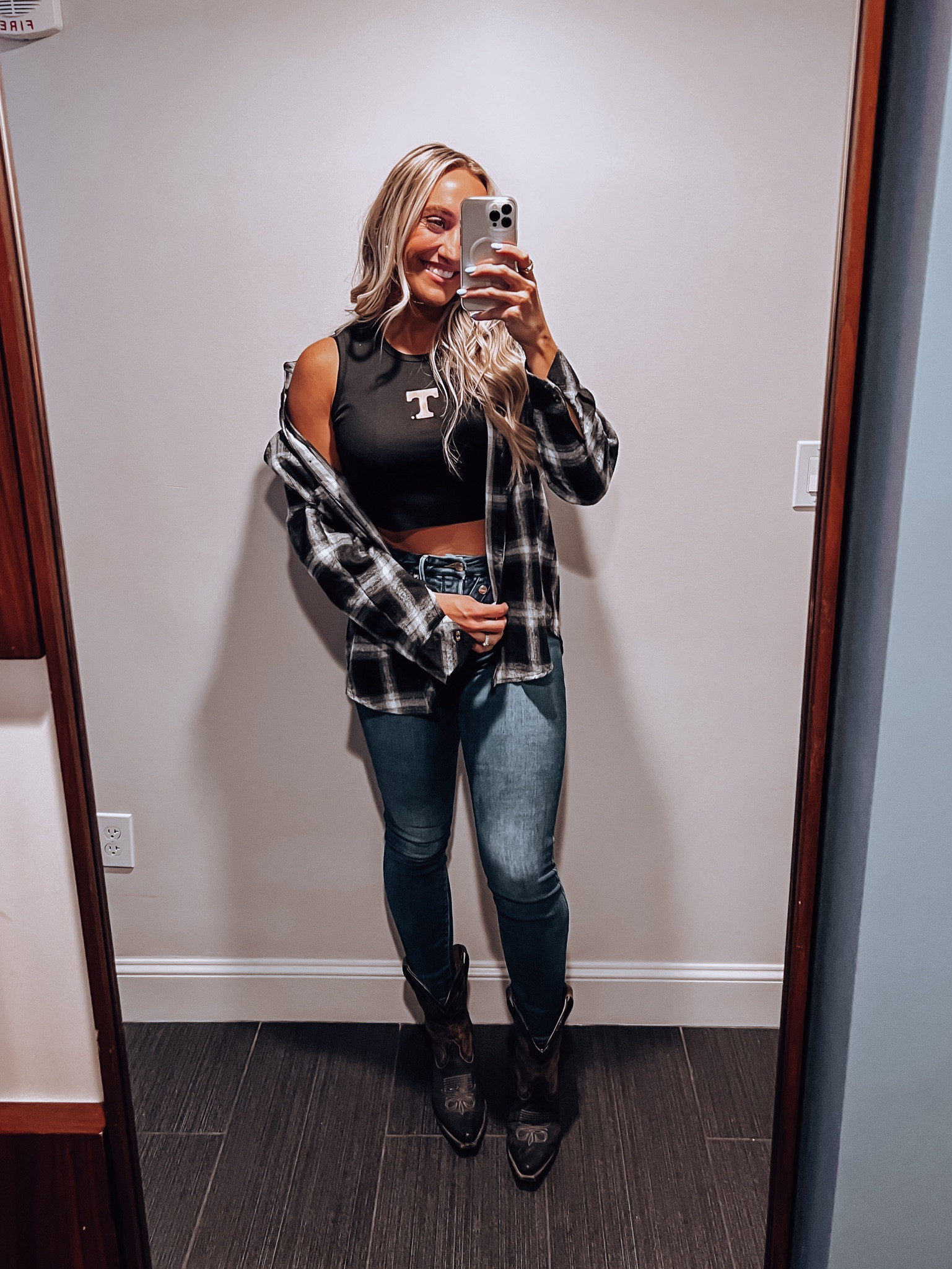Morgan Wallen concert outfit, country concert outfit, cute country outfit, Cowboy boots, good American jeans, flannel outfit, crop top, Tennessee tank, Jean shorts, black Jean shorts

#LTKFindsUnder100 #LTKFestival #LTKFindsUnder50