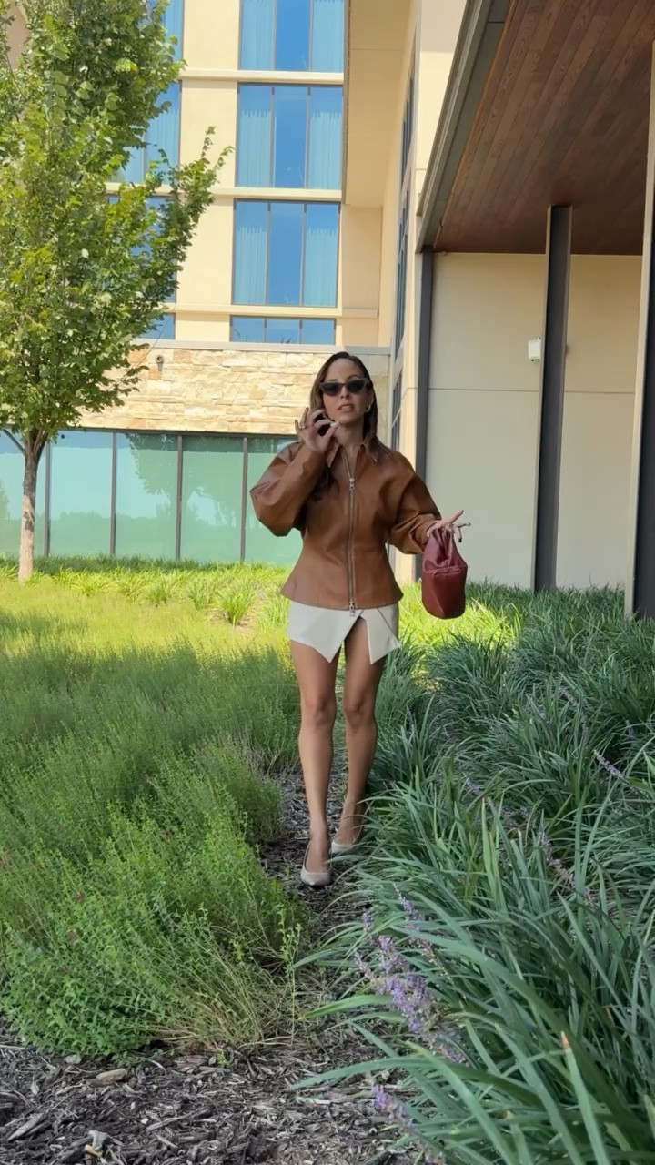 Pre stage fit check 

#LTKCon #LTKStyleTip