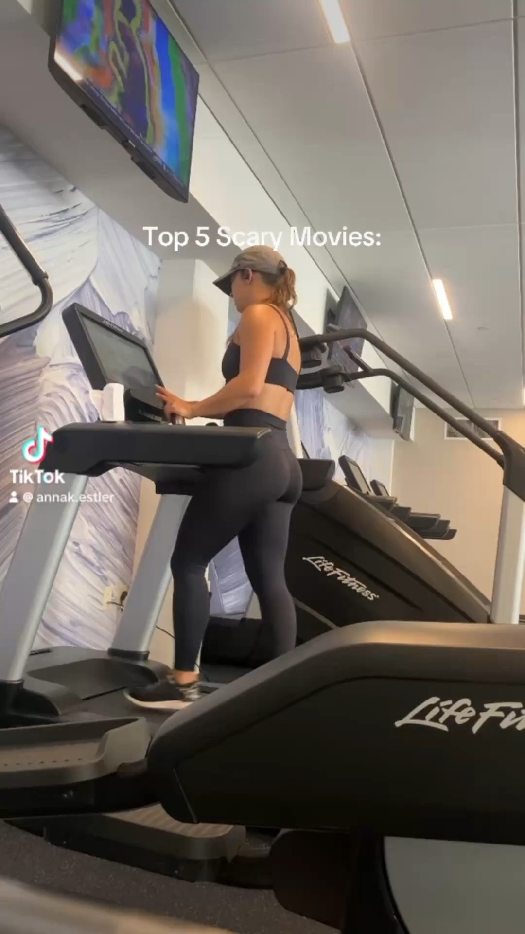 Black workout sets are everything 

Let’s be honest, I’ve never put on a black workout set and thought “I’m not feeling this today”… and it definitely takes away the workout scaries 😱 

Love this one from @Vuori US

#LTKfitnessgoals #LTKActive