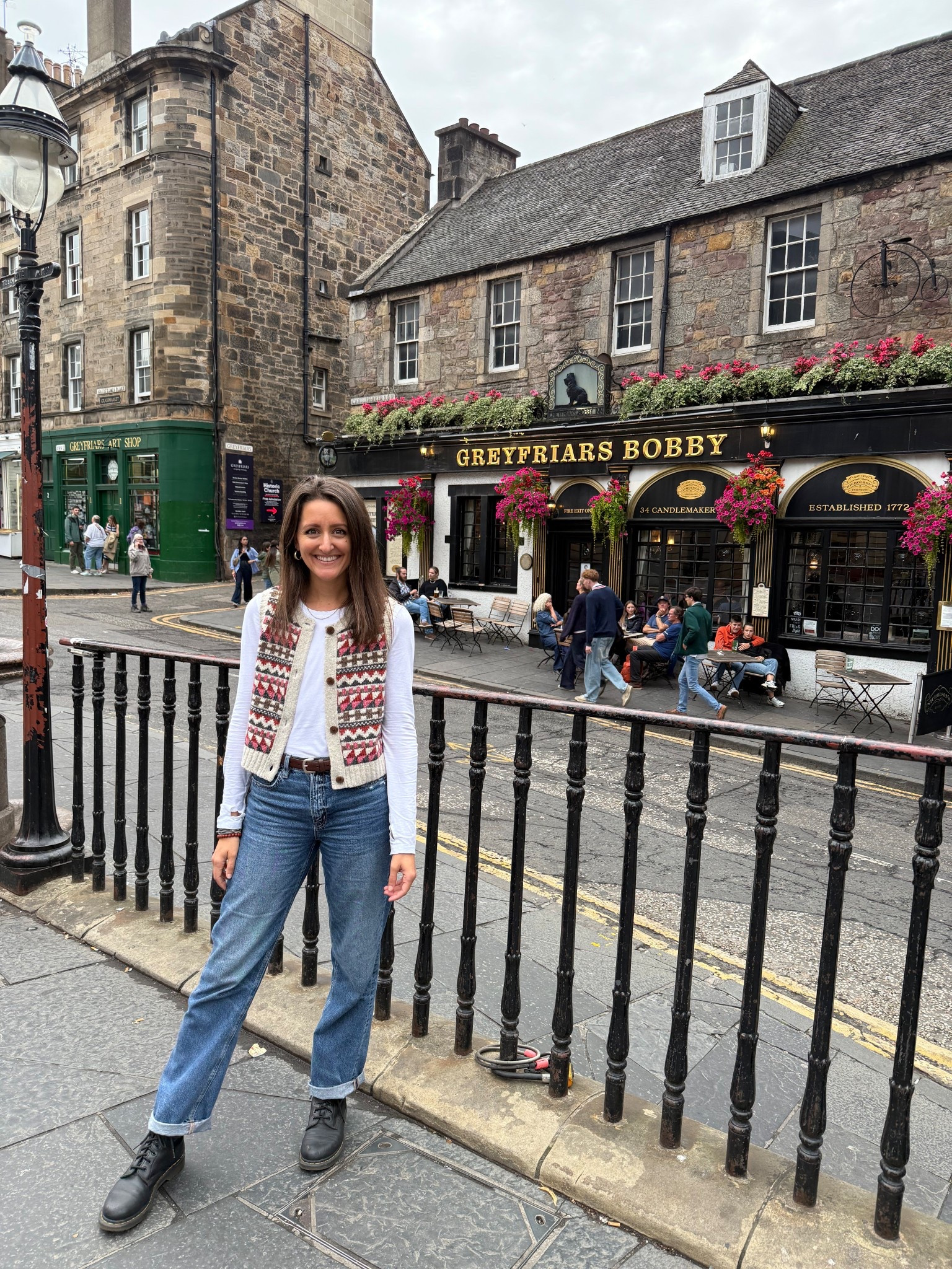 Bought this vest in Inverness. Was SO excited to find it on LTK to share with all of you. 😍

#LTKTravel #LTKSeasonal #LTKOver40