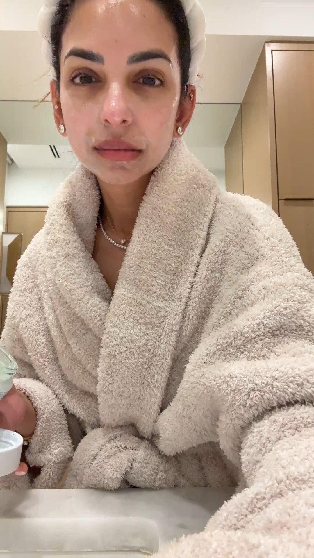 My top picks from Clarins in the Sephora savings event! My cryo flash mask is an all time fav to snatch my skin & give it that glass finish! I leave it on for 10 mins then rinse, and follow with the Light double serum! 

#LTKgrwm #LTKselfcare