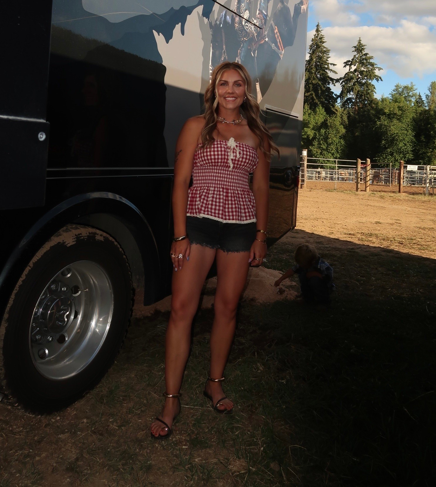 Summer rodeos ❤️🇺🇸
#summer #revolveoutfits 
#rodeo