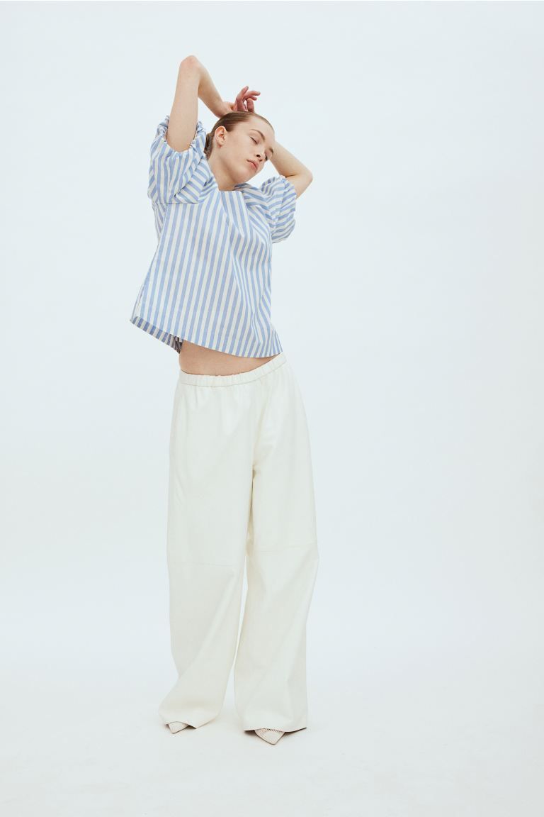 Puff-sleeved blouse - Light blue/Striped - Ladies | H&M GB | H&M (UK, MY, IN, SG, PH, TW, HK)
