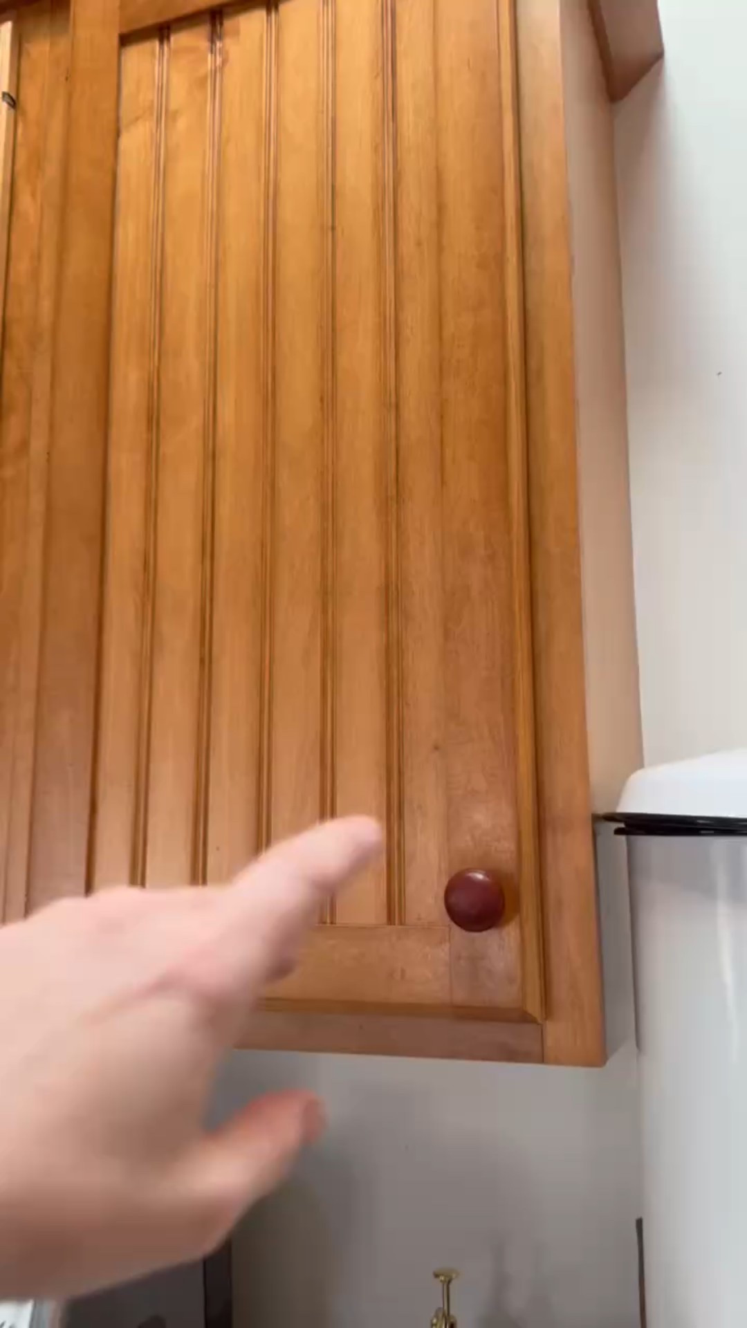 Space saving hack for your mugs! Amazon shelf for your mugs!