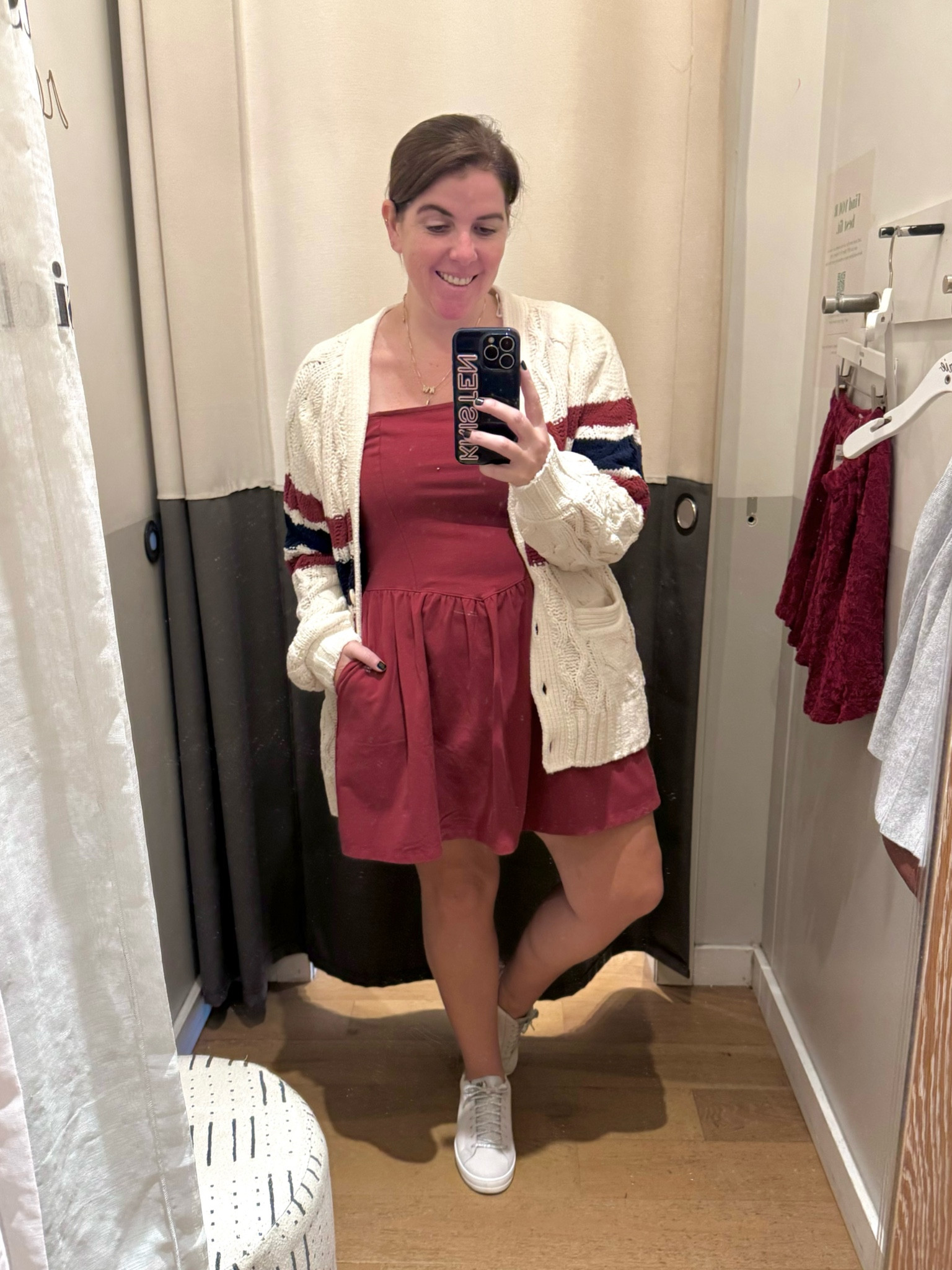 This Aerie cardigan is FINALLY on the website! The cardigan runs TTS and it is currently on sale for $41! 

#LTKGiftGuide #LTKHoliday #LTKStyleTip