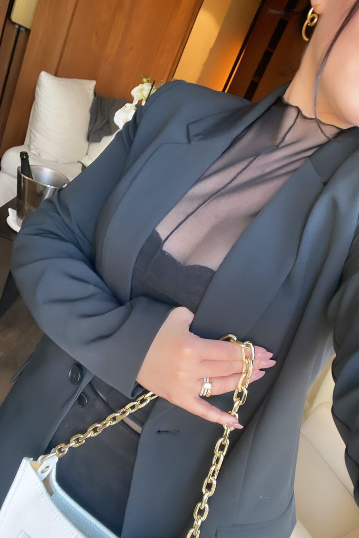 Top is Zara; linked similar tops from Revolve 