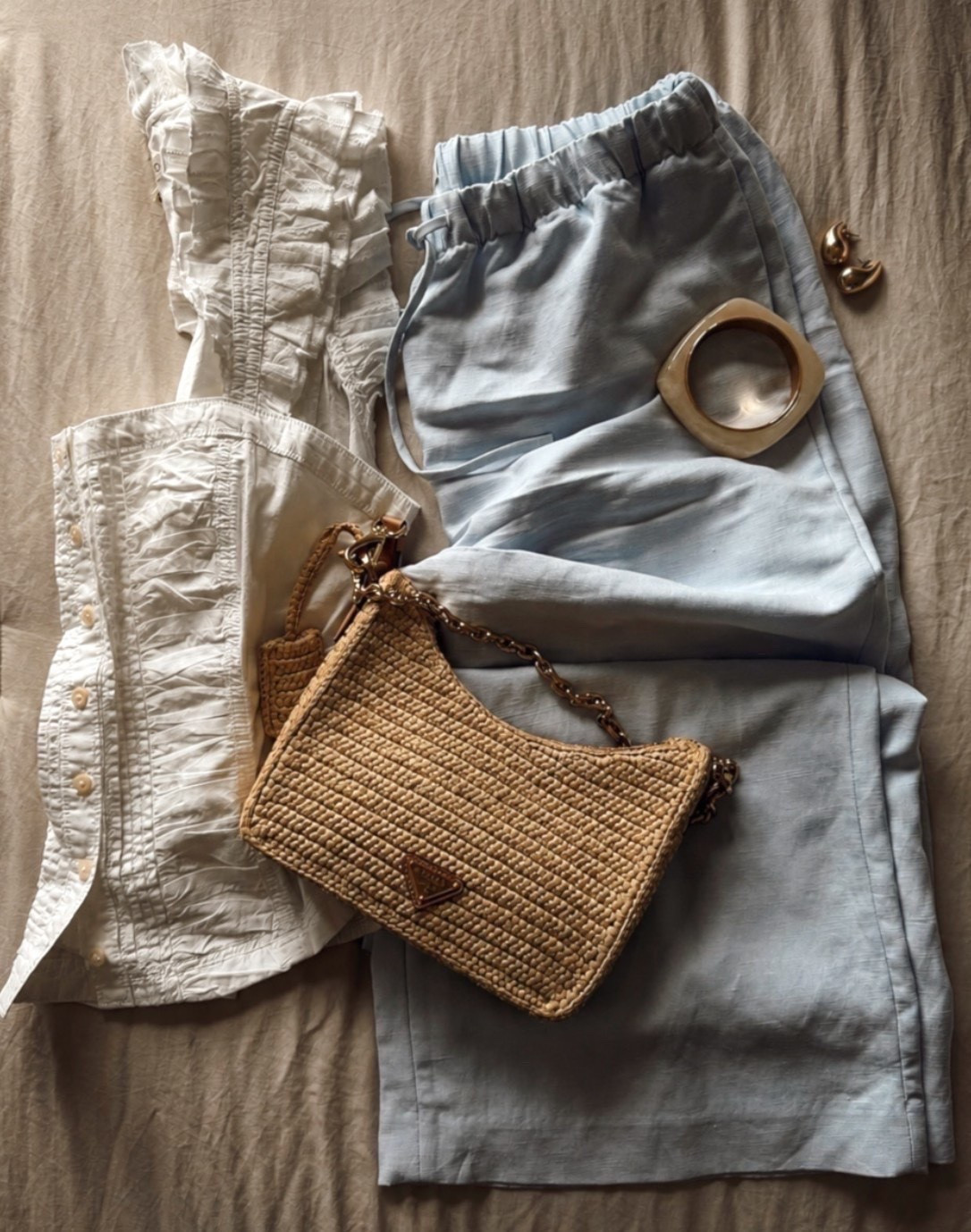 Use my code: LAUREN20 to save on my top! You are all going crazy over these linen pants! I have several colors and do tall, small for length with heels! Top I did small.


Summer fashion. Linen pants. Blue pants. Summer style. Resort wear. Summer chic.

#LTKgrwm #LTKootd