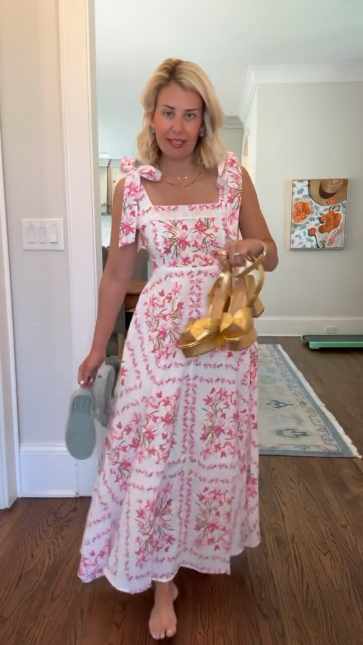Beyond by Vera is having an amazing 25% off select pieces!! Gorgeous closet keepers!! No code needed. Sale ends tonight! I’m wearing a small & 8 shoes.  

* Use Catherine20 at A+B

#LTKSaleAlert #LTKSeasonal #LTKOver40