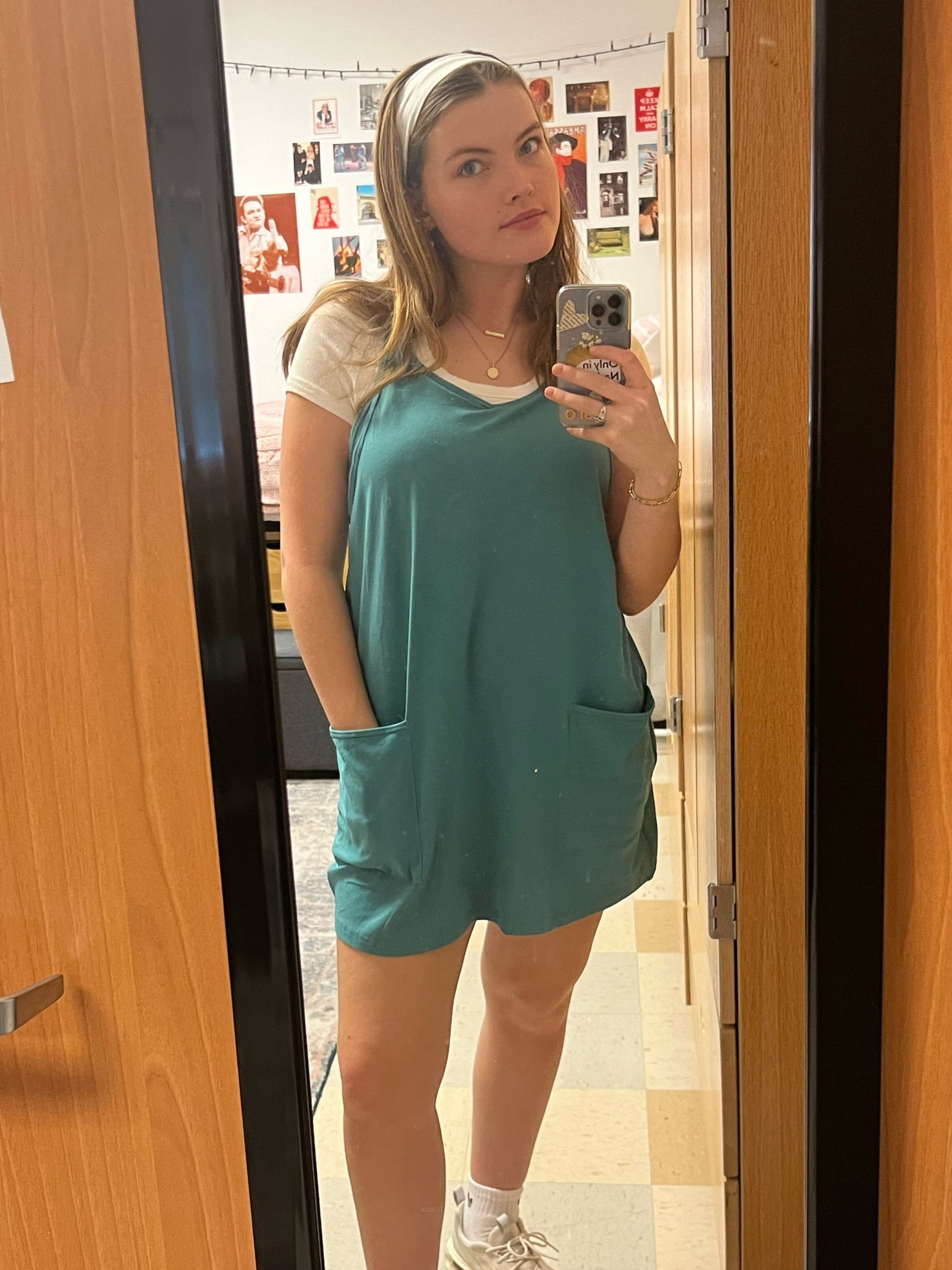 Comfy spring outfit 

#LTKstyletip #LTKSeasonal #LTKfindsunder50