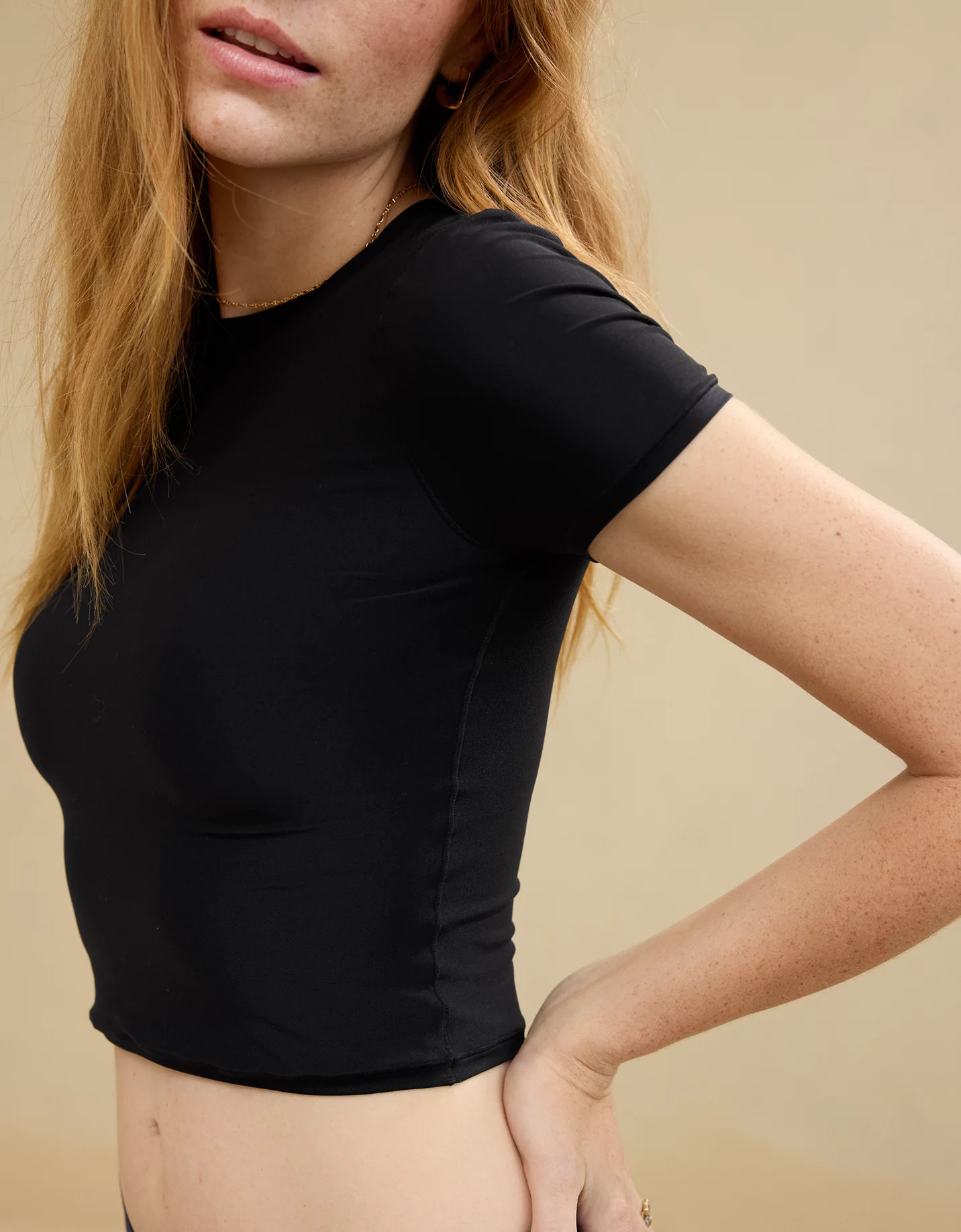 SMOOTHEZ Short Sleeve Crew T-Shirt Women's True Black L | Aerie
