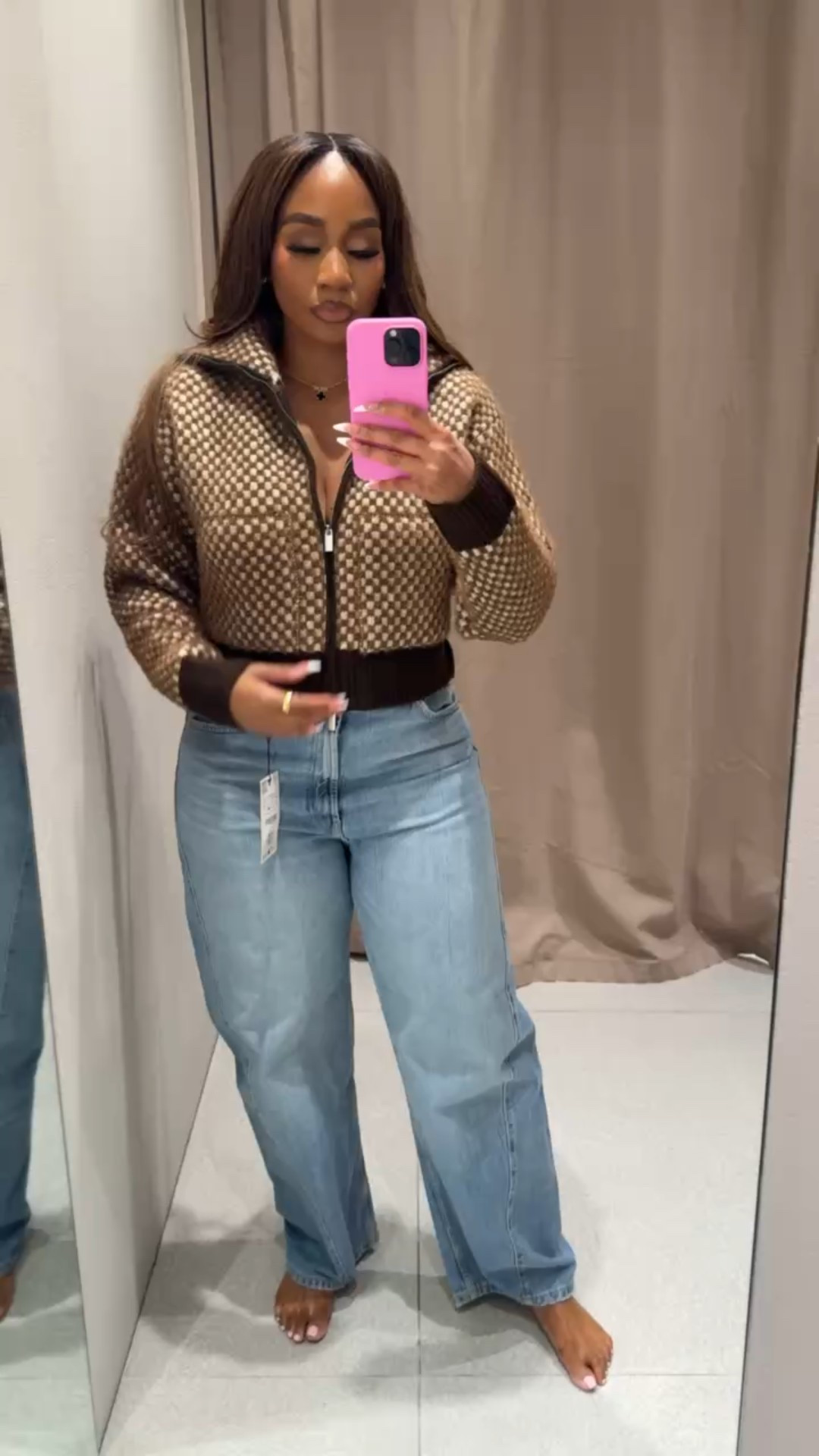 Bomber jacket with faux fur detailing! 



#LTKStyleTip #LTKFindsUnder100