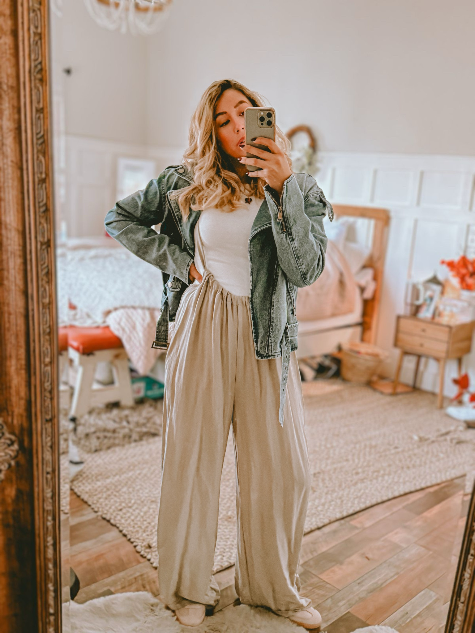 Casual fall outfit inspo 

#LTKSeasonal #LTKStyleTip