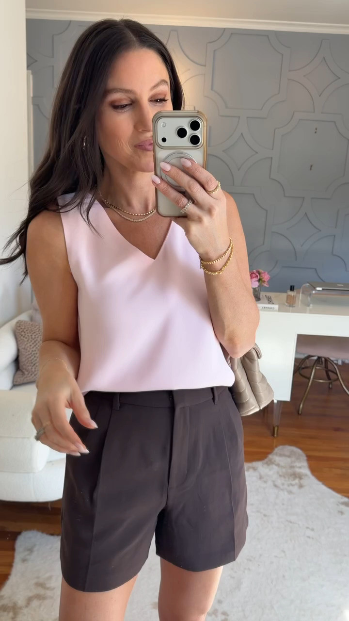 This pink tank dresses up our favorite tailored shorts for an elevated take on summer basics. True to size in both pieces.

Aritzia Summer 2026 • Stylist Picks • Elevated Workwear 

 #LTKootd #LTKSeasonal #LTKOver40