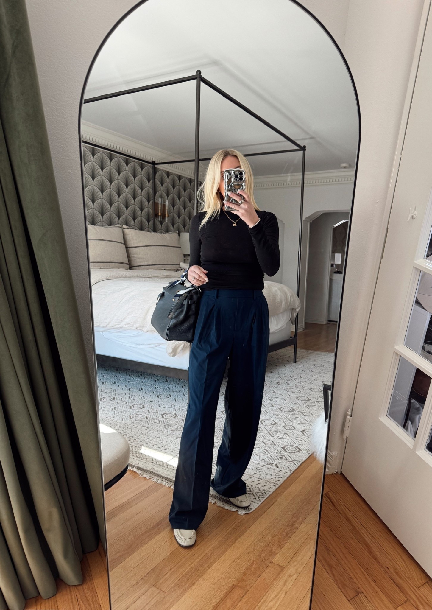 My all-time favorite purchase of 2025: These @lululemon trousers! #lululemoncreator #ad
