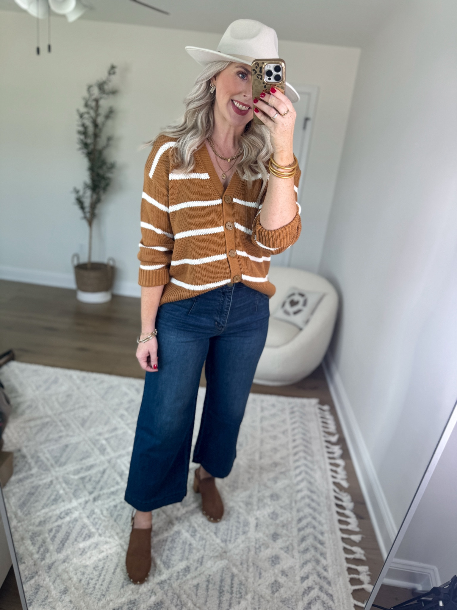 Nordstrom Anniversary Sale try on 
Cardigan- medium 
Jeans- go with smaller size 

#LTKSaleAlert #LTKFindsUnder50 #LTKxNSale