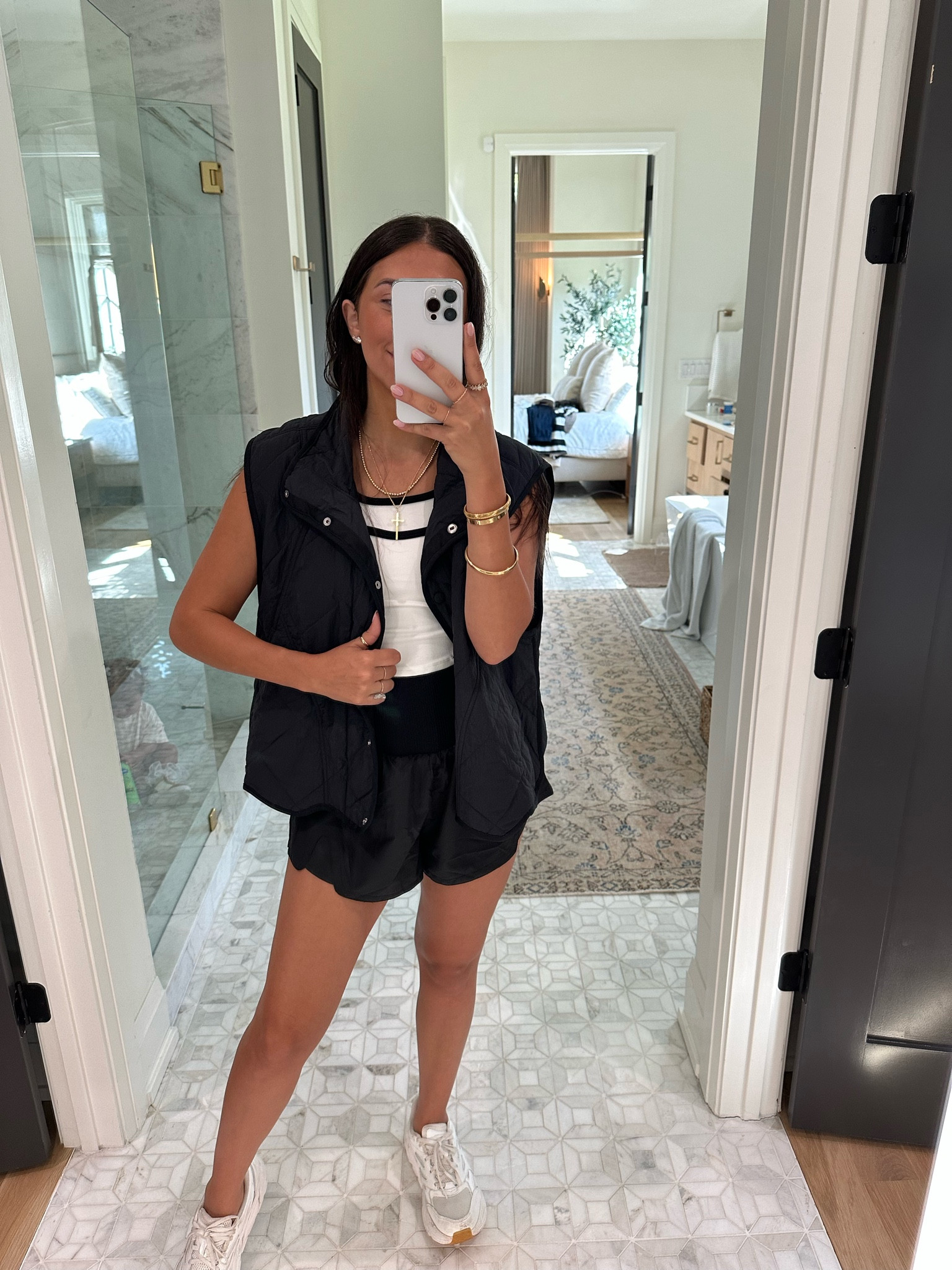 Top: medium
Vest: medium
Shorts: medium

Dressupbuttercup.com #dressupbuttercup #dederaad 

#LTKFindsUnder100 #LTKFitness #LTKStyleTip