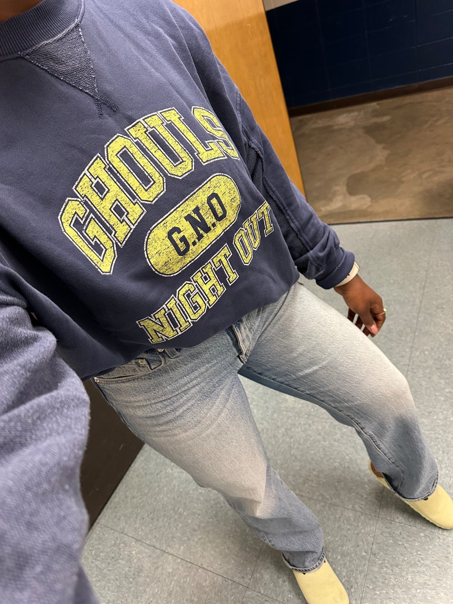 Simple fall transitional weather outfit 

#LTKHalloween #LTKShoeCrush #LTKFindsUnder100