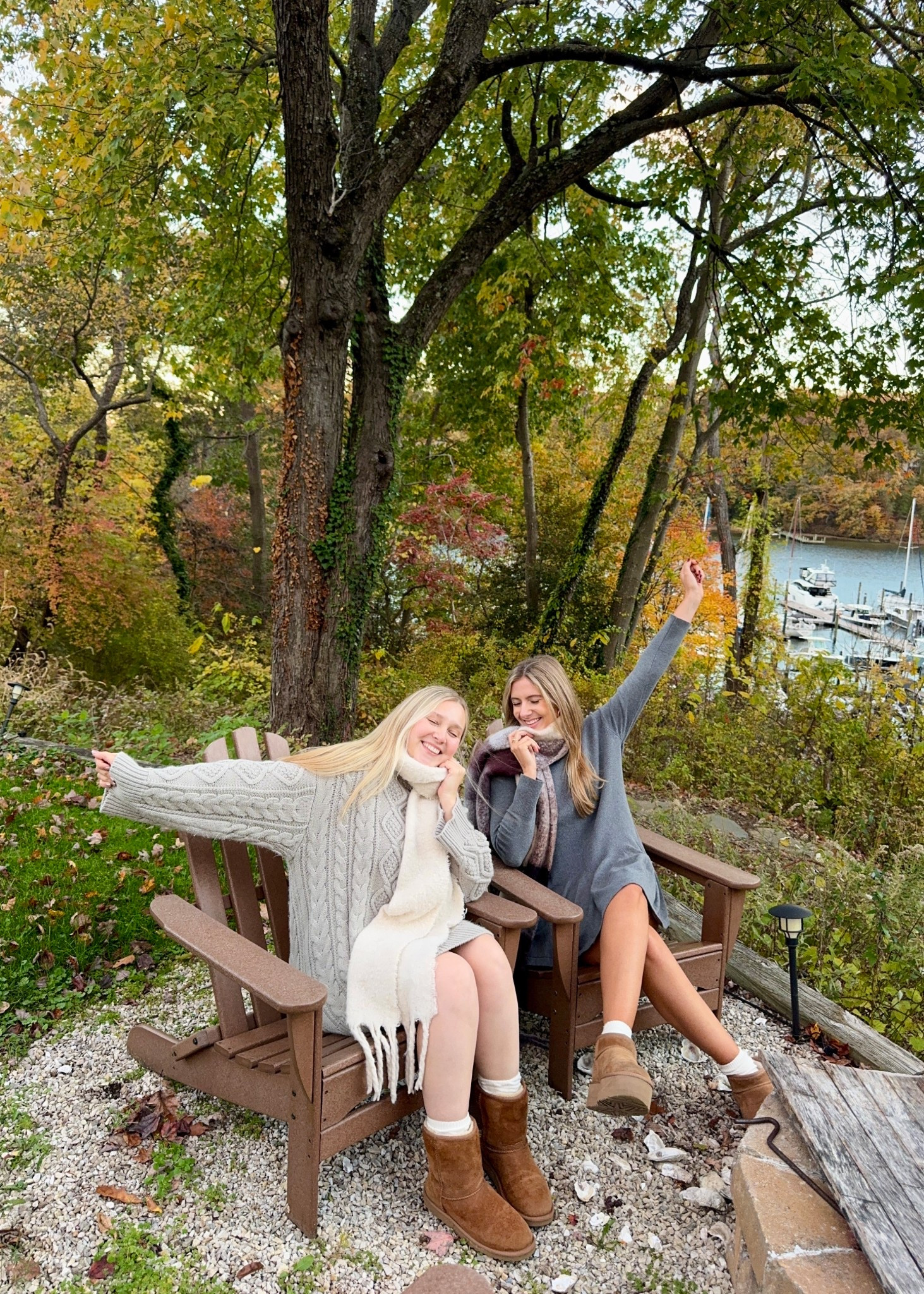 The best cozy and cute outfit! 

#LTKFindsUnder100 #LTKSeasonal #LTKTravel
