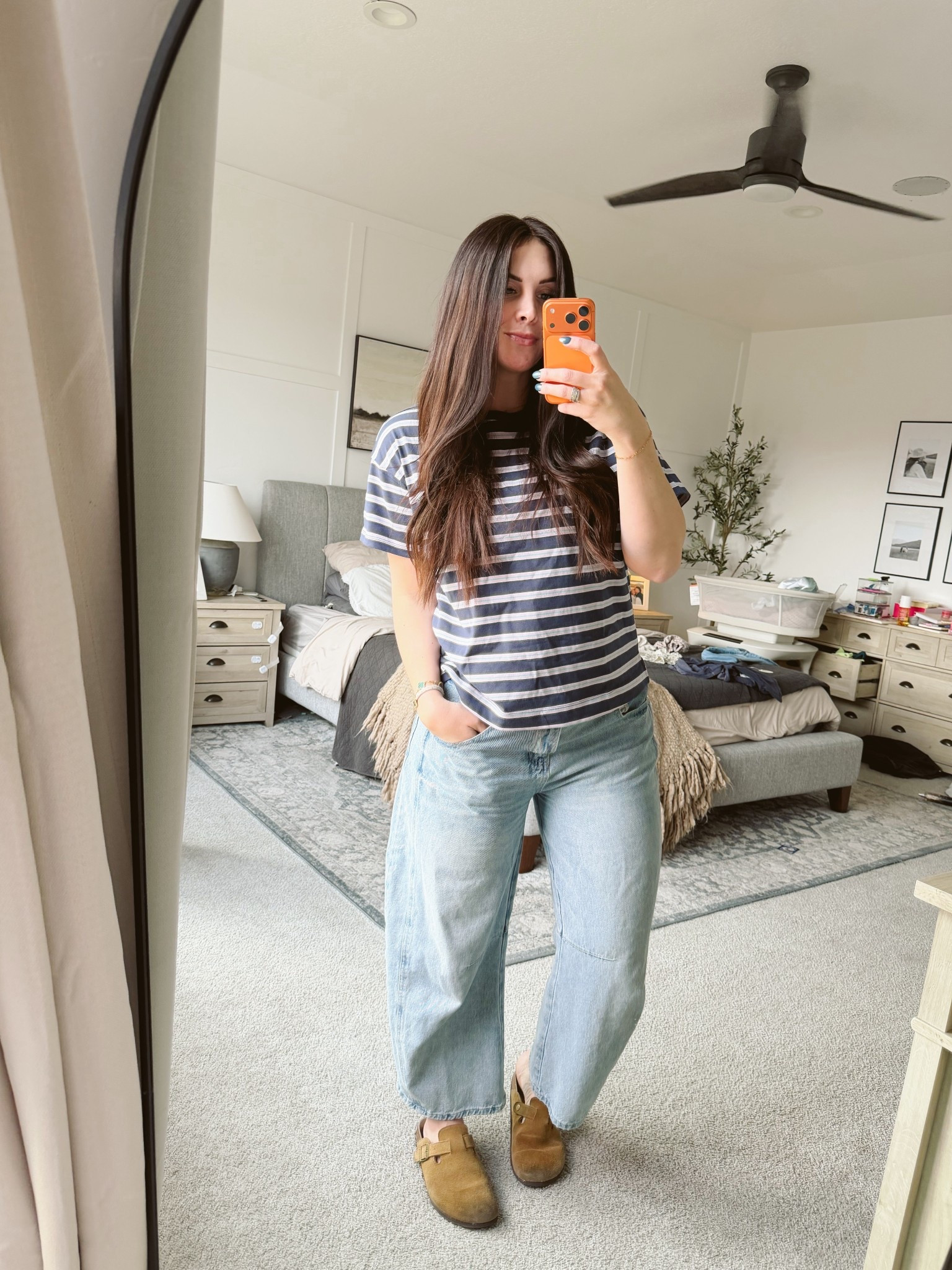 The cutest staple Ts at old navy right now 

#LTKgrwm #LTKootd #LTKmomlife