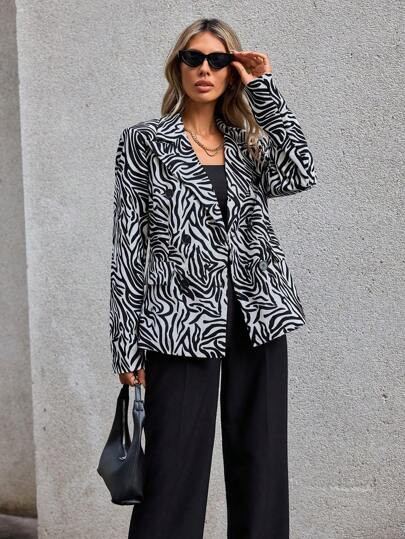 SHEIN Privé Allover Print Lapel Neck Blazer | SHEIN