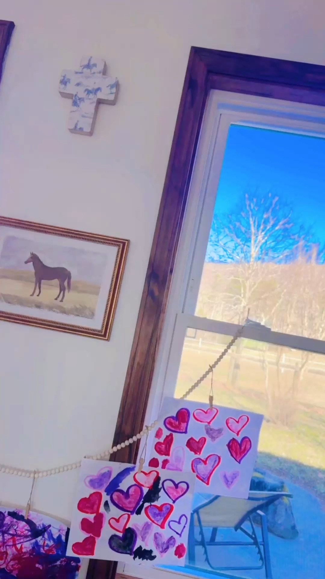 Love all the little signs of February around the farm!! 💘🏡💝❤️