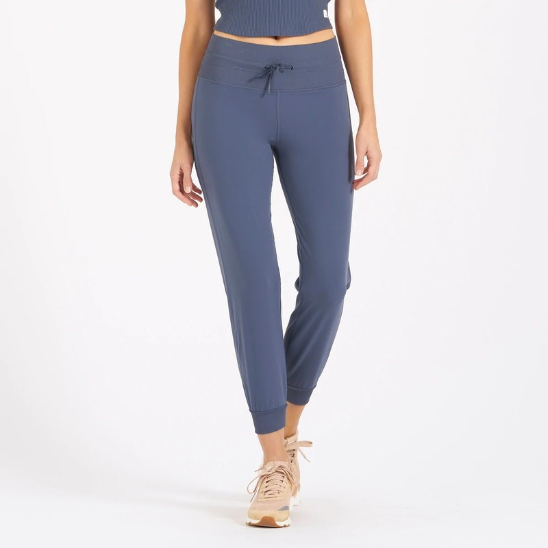 Daily Jogger | Black | Vuori Clothing