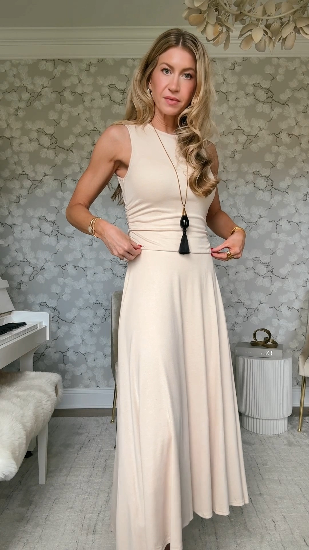 Sunday outfit- 
Love this cream dress from Amazon! Under $45 and the top and skirt are both lined. Runs TTS, wearing a S



#LTKgrwm #LTKootd #LTKWorkwear