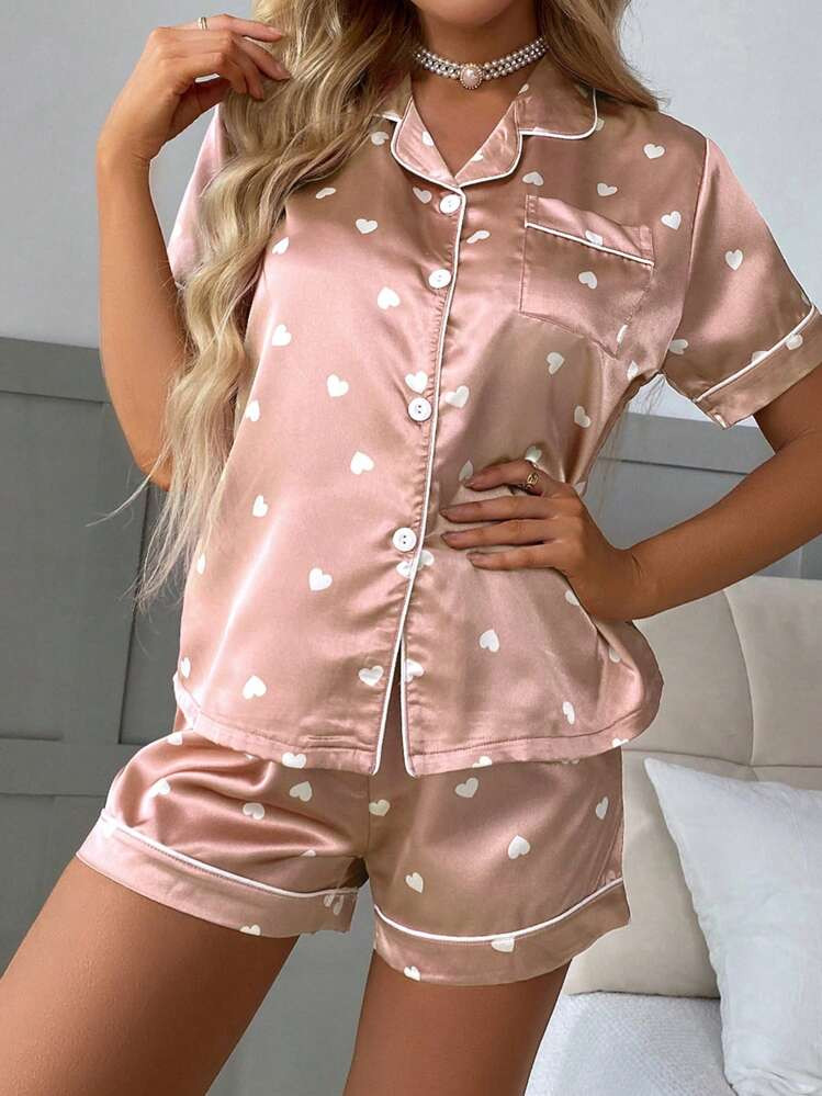 LuxeNights Imitation Silk Printed Heart Short Sleeve Top & Shorts Pajama Set | SHEIN