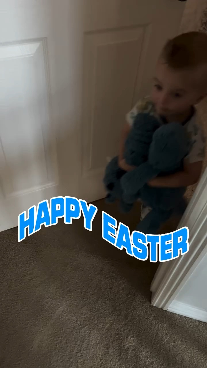 Core memory unlocked 🥹✨

Living for these moments and the magic I get to create for him 🐣 

#momlife #easter #easterbasket #boymom #toddlermom