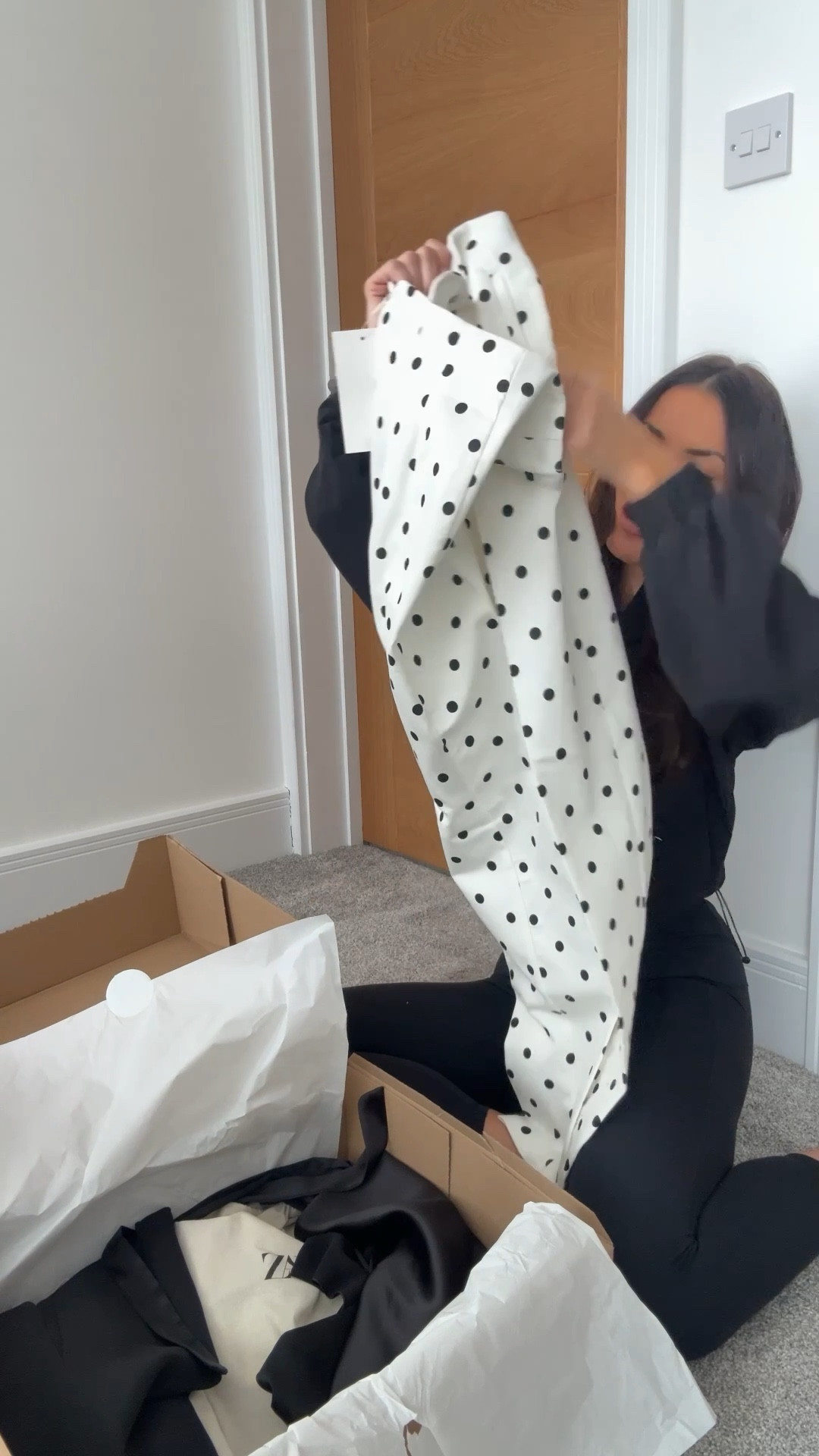 Unbox my Zara with me #unboxing #zara #zaranewin #polkadots 

#LTKunboxing #LTKsummer #LTKspring
