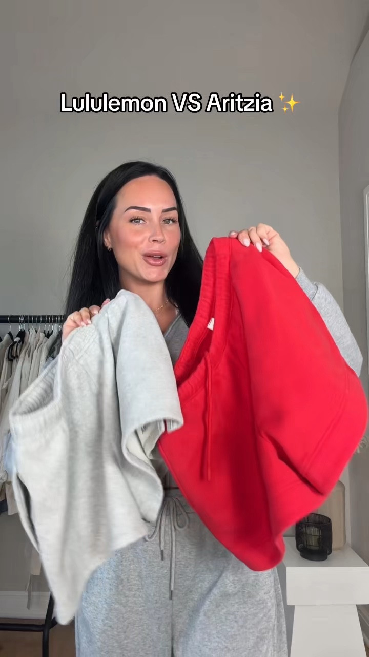 The best sweat shorts ☁️ I’ll have these on my LTK! 

My sizing 5’7, 145lbs, 32dd 
Size small Lulu, size medium Aritzia 

#lululemonsweats #aritziasweats #lululemonsteadystate #lululemonsuperloft #aritziaminishort 