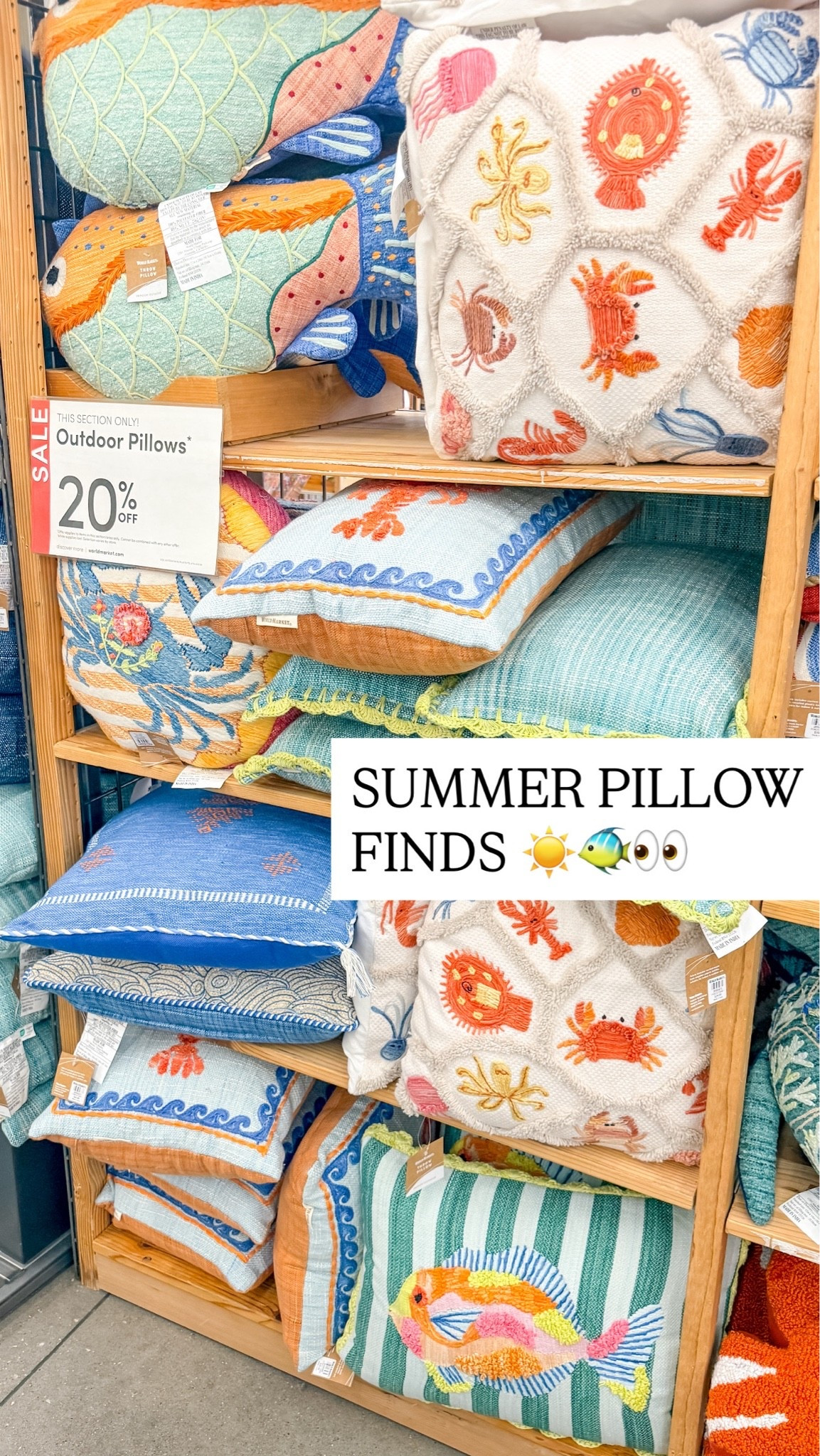 The CUTEST summer pillows are 20% off right now!

#LTKSeasonal #LTKSaleAlert #LTKHome