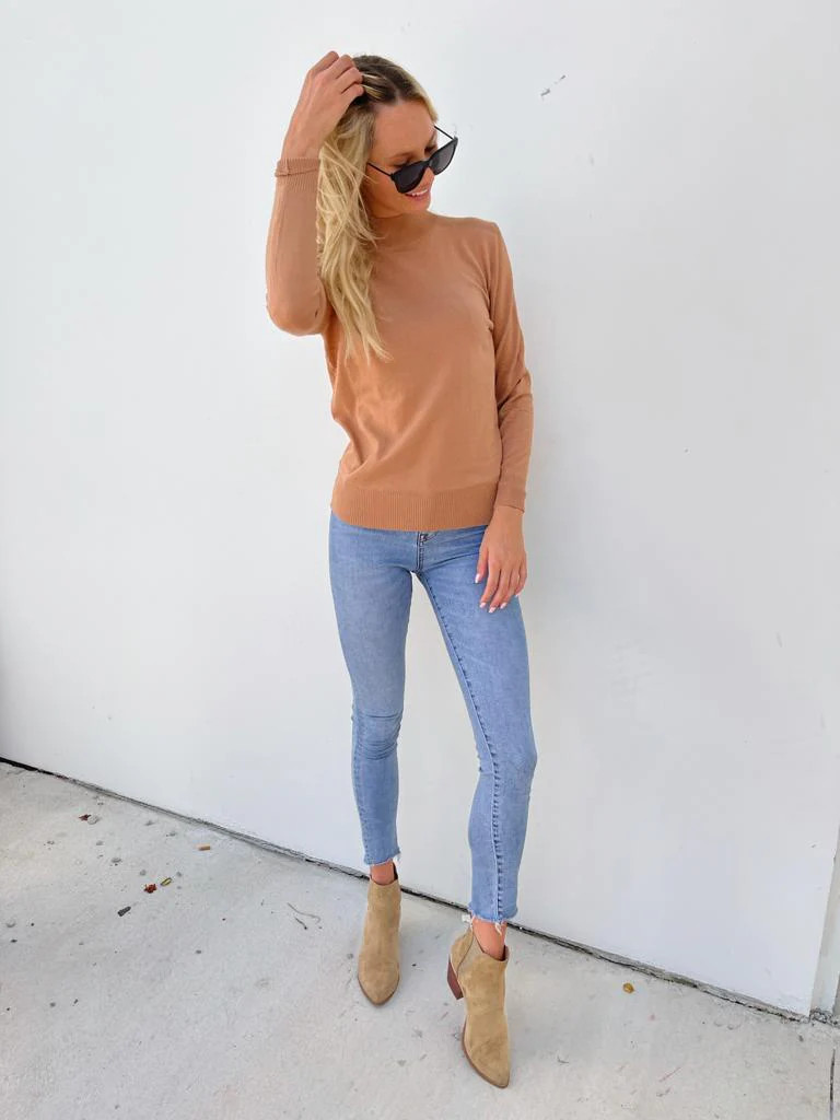 Ivana Camel | Kell Parker