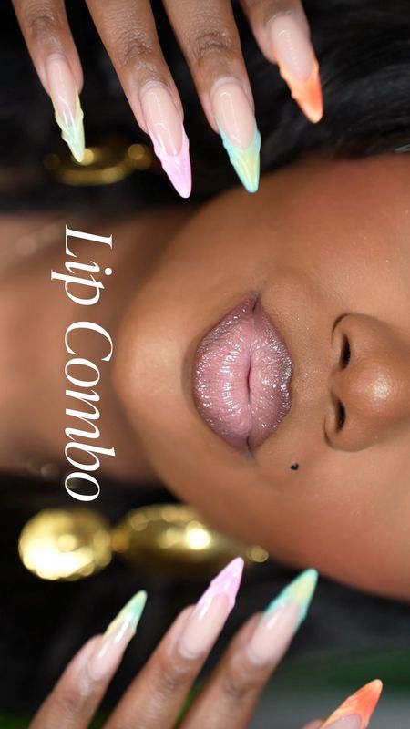 This lip combo is so pretty! 😍

Lip liner (Molasses)
Lipstick (Midtown)
Lipgloss (Champ Stamp Fantasy)


#LTKbeauty