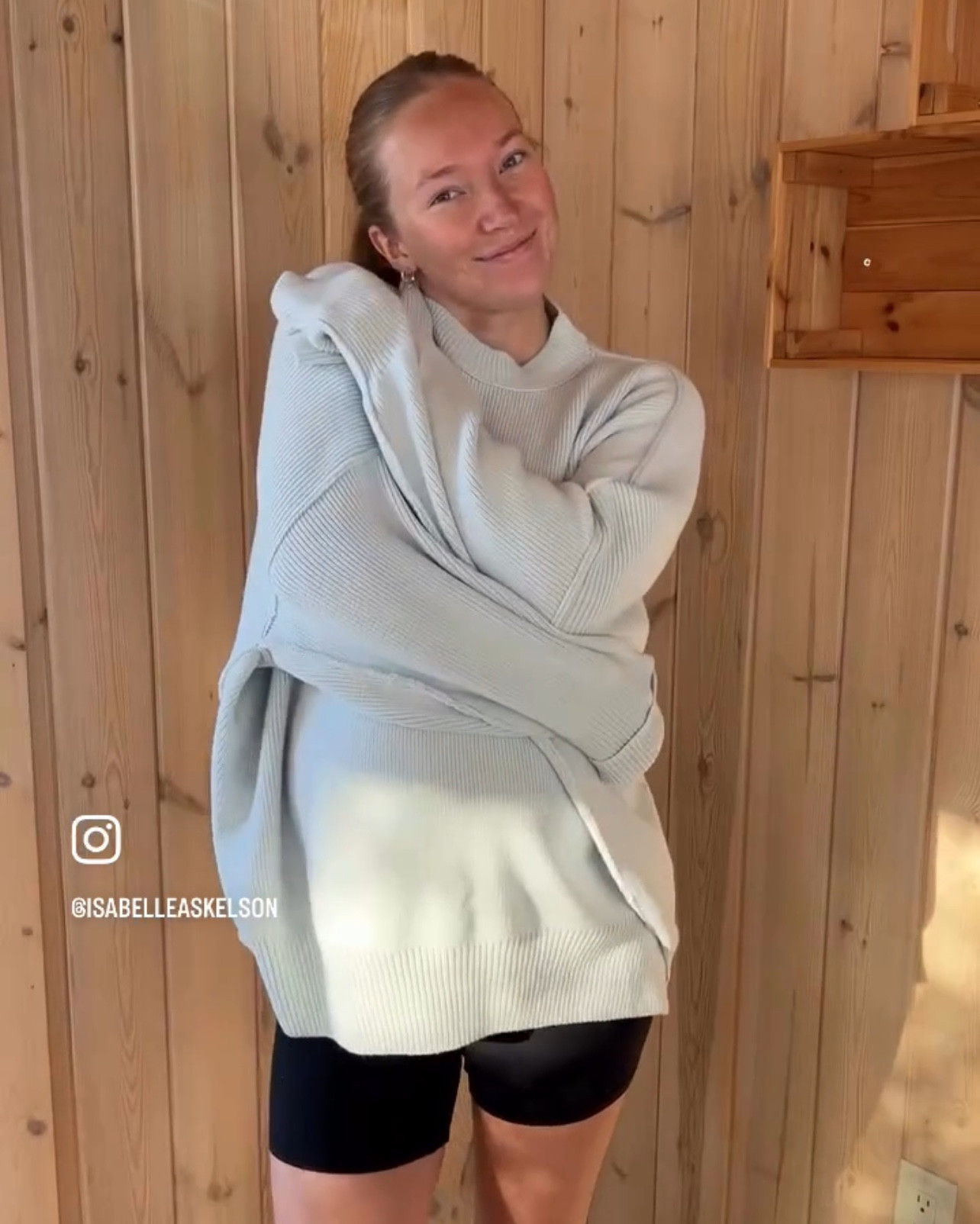 Bump friendly cozy sweater!! 

#LTKFamily #LTKBump #LTKBaby