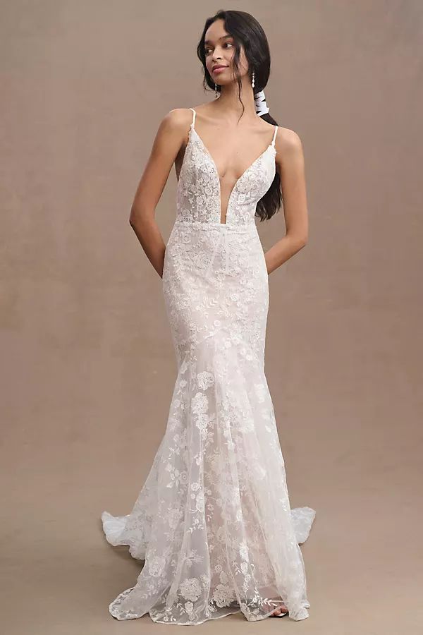 Rish Azalea V-Neck Mermaid Lace Wedding Gown By Rish in White Size 4 | Anthropologie (US)