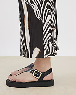 Black Toe Thong Footbed Sandals | River Island UK & IE