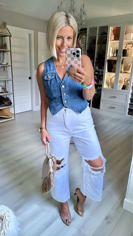I love this @amazon denim vest!!!! So many ways to wear it!!!! The perfect summer top to elevate your wardrobe!!
⬇️⬇️⬇️
Vest sized up to medium and fits snug
Jeans size small
Heels sized up 1/2 size 

#LTKSaleAlert #LTKFindsUnder50 #LTKStyleTip