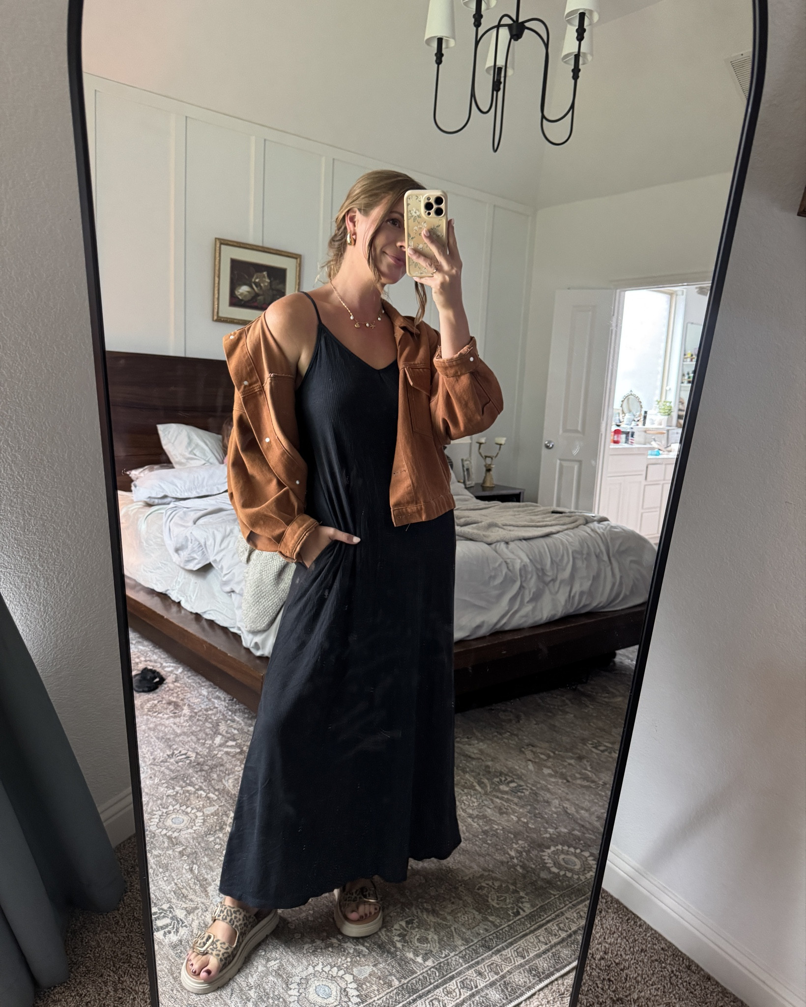 My favorite throw on Carly Jean dress! 

#LTKShoeCrush #LTKStyleTip #LTKFindsUnder50