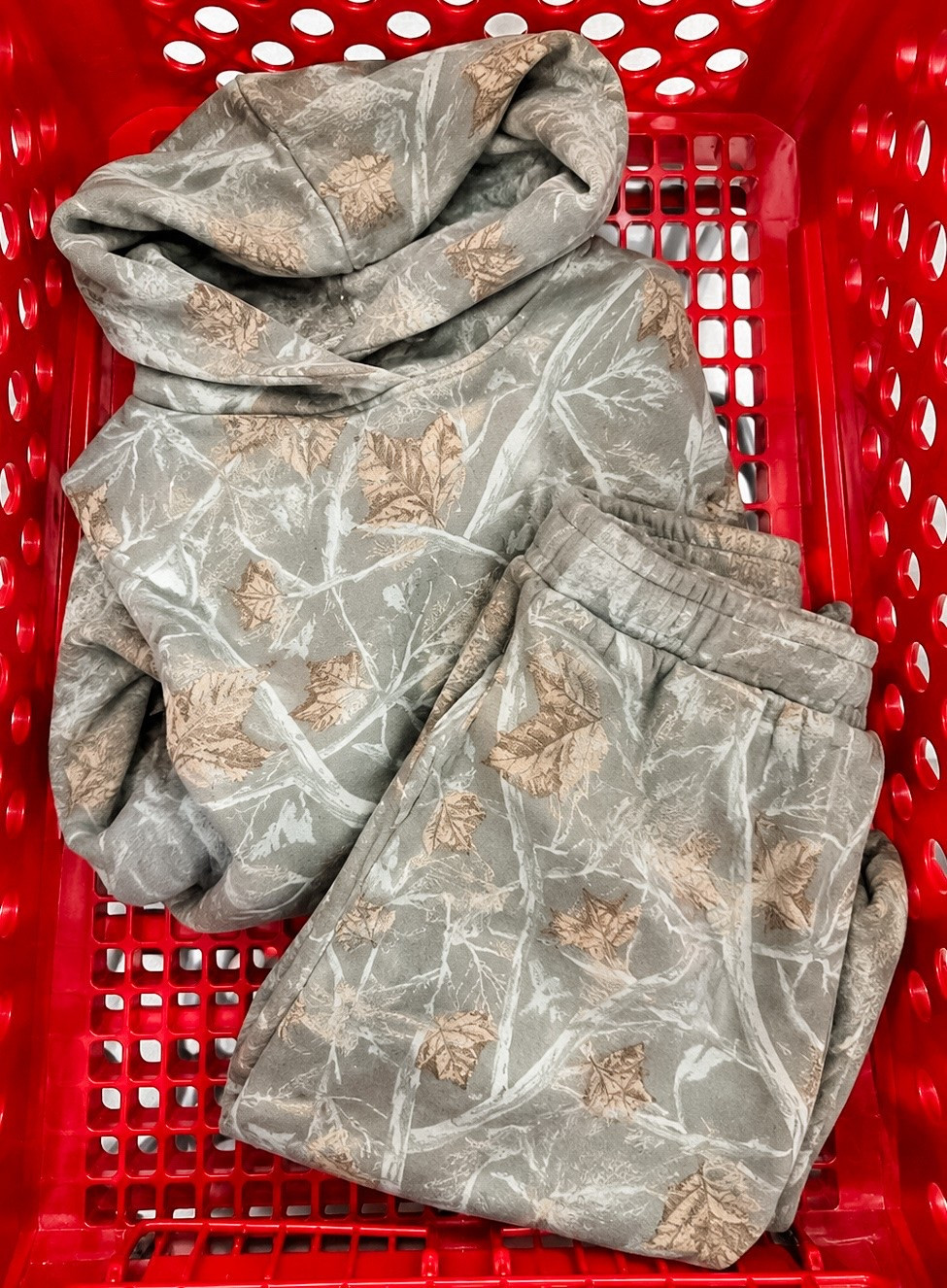 This camo sweat set is too good to pass up!