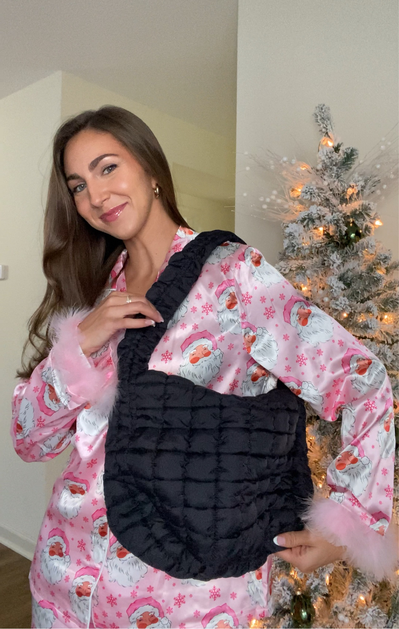 For those on-the-go, a trendy tote bag!! This shoulder bag fits everything I need and more. 

#LTKGiftGuide #LTKFindsUnder50 #LTKHoliday